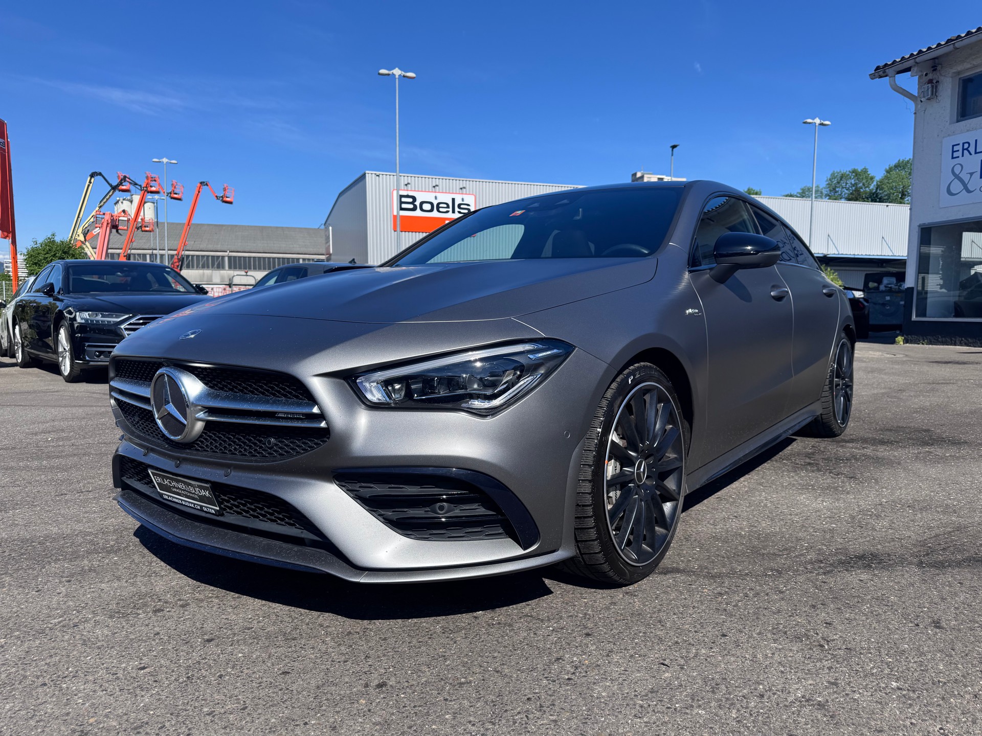 MERCEDES-BENZ CLA Shooting Brake 35 AMG 4Matic 7G-DCT-showroom-element-1