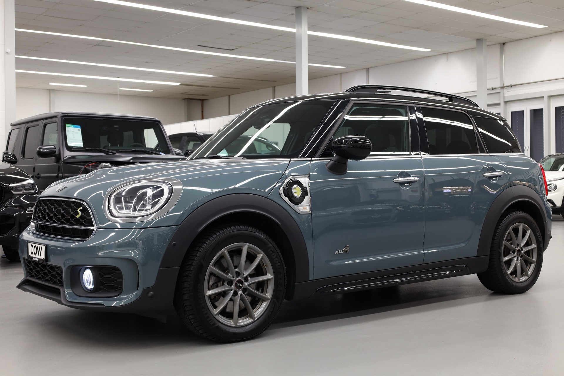 MINI Countryman F60 1.5i Cooper S E ALL4-showroom-element-2