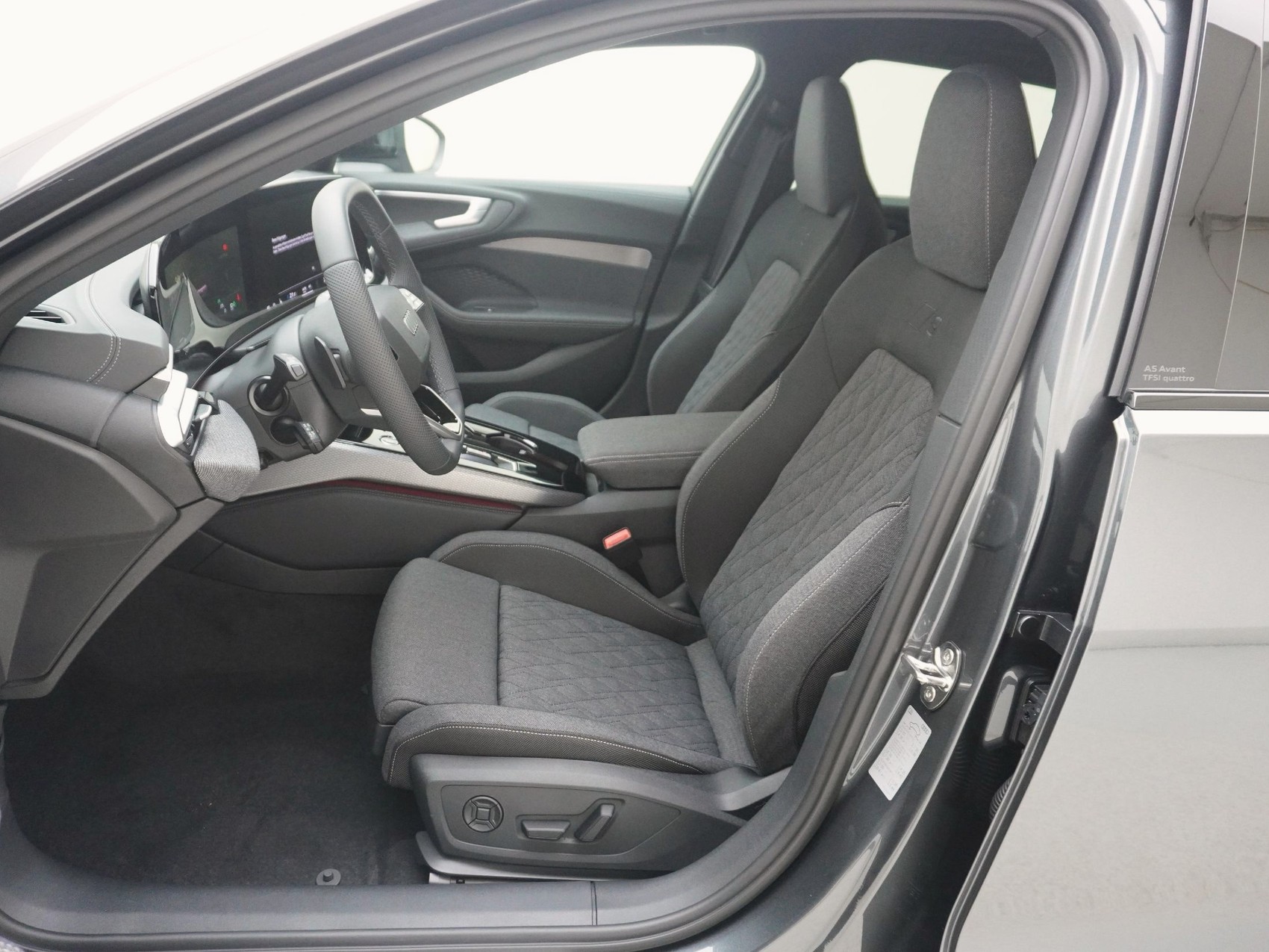 AUDI A5 Avant 2.0 40 TFSi S line quattro S-Tronic-image-12
