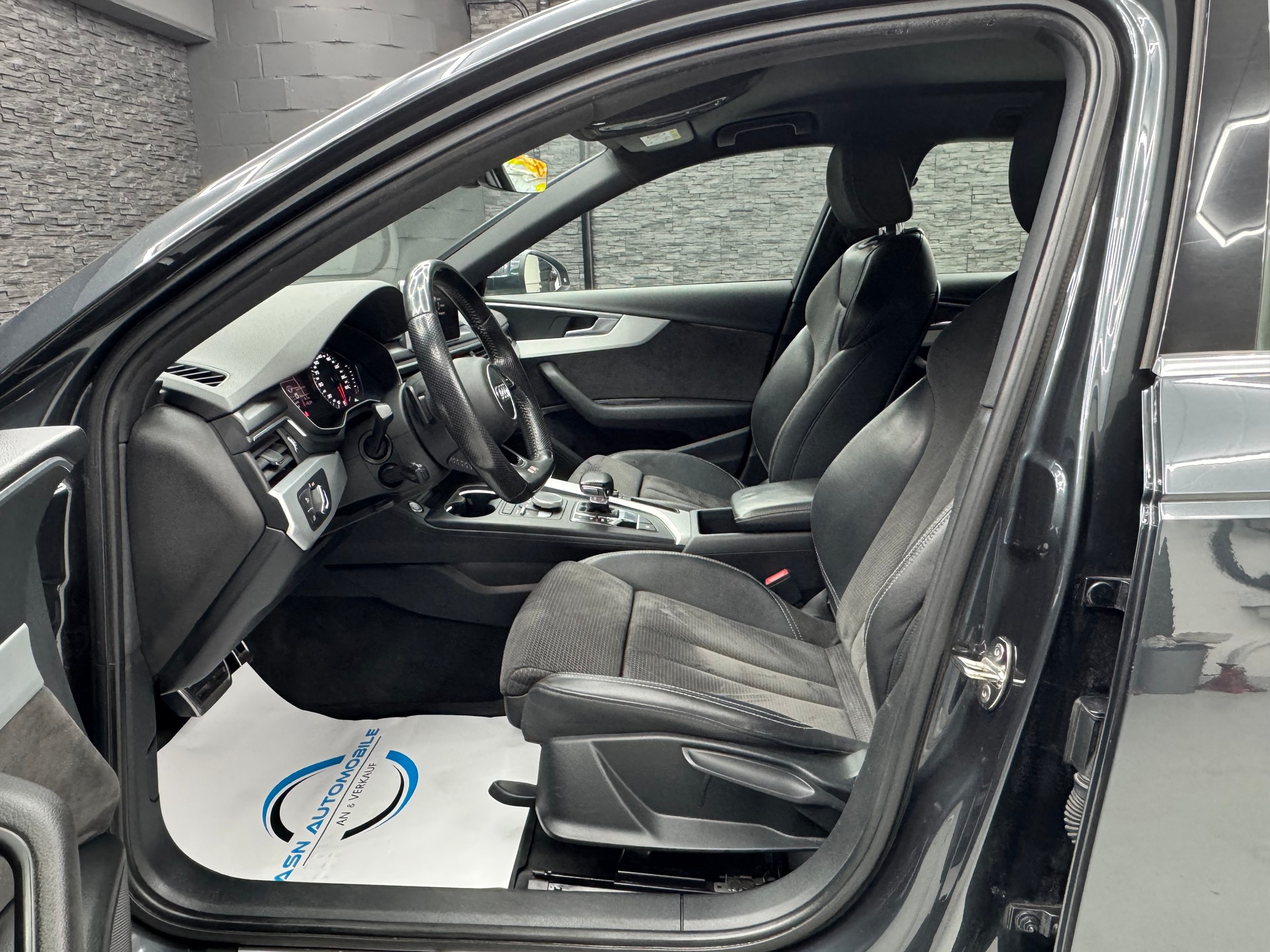 AUDI A4 Avant 2.0 TDI Sport quattro S-tronic-image-7