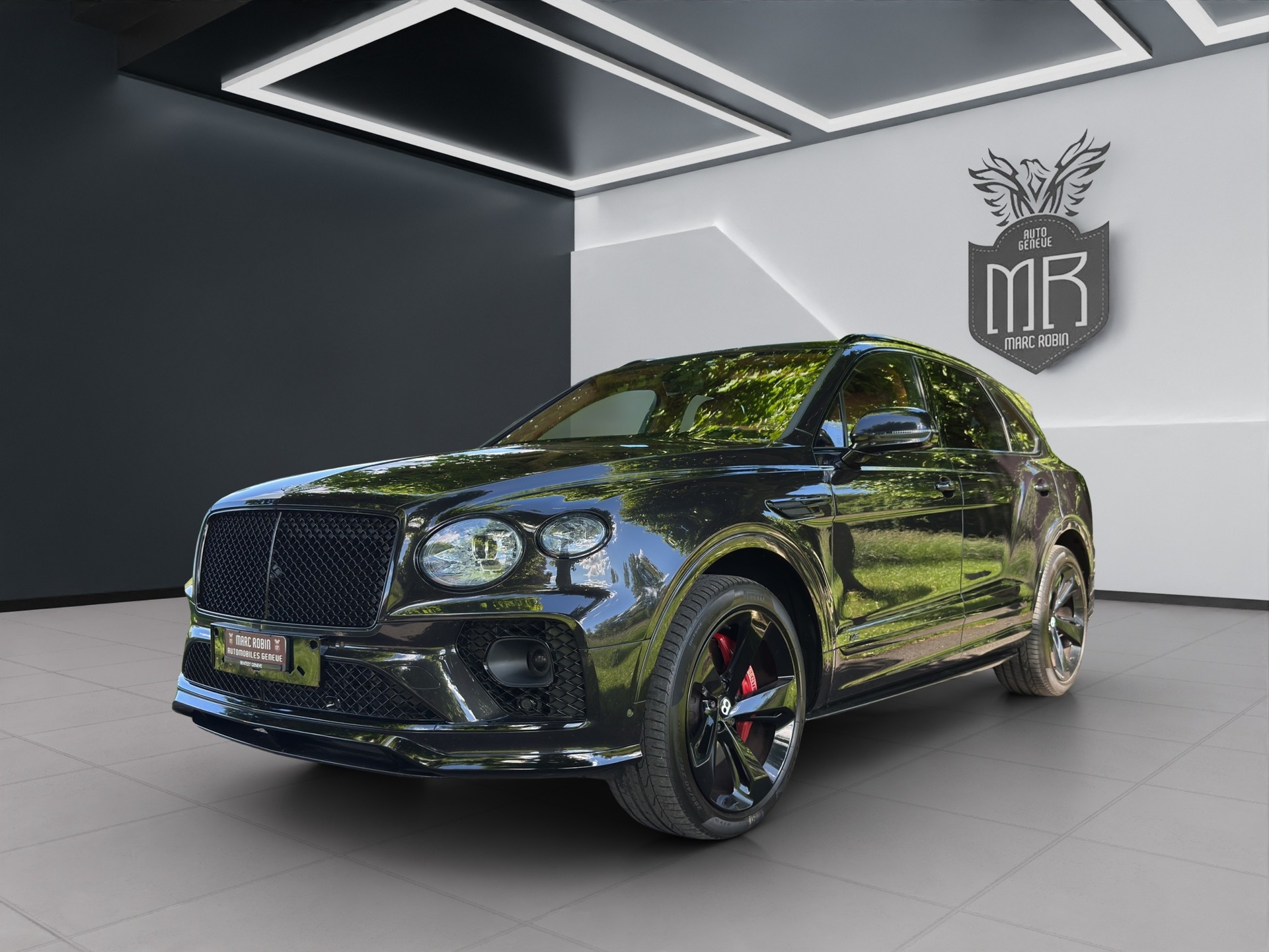 BENTLEY Bentayga V8