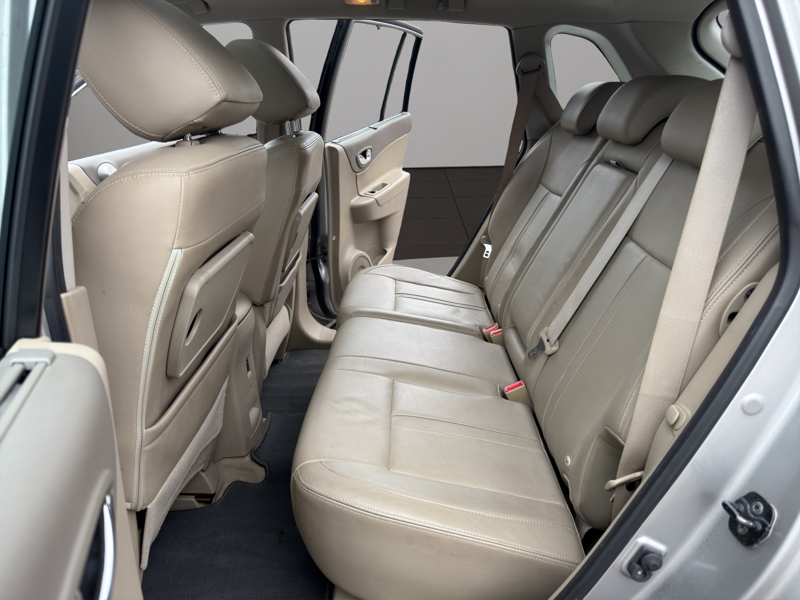 RENAULT Koleos 2.5 Dynamique Luxe 4x4-image-12