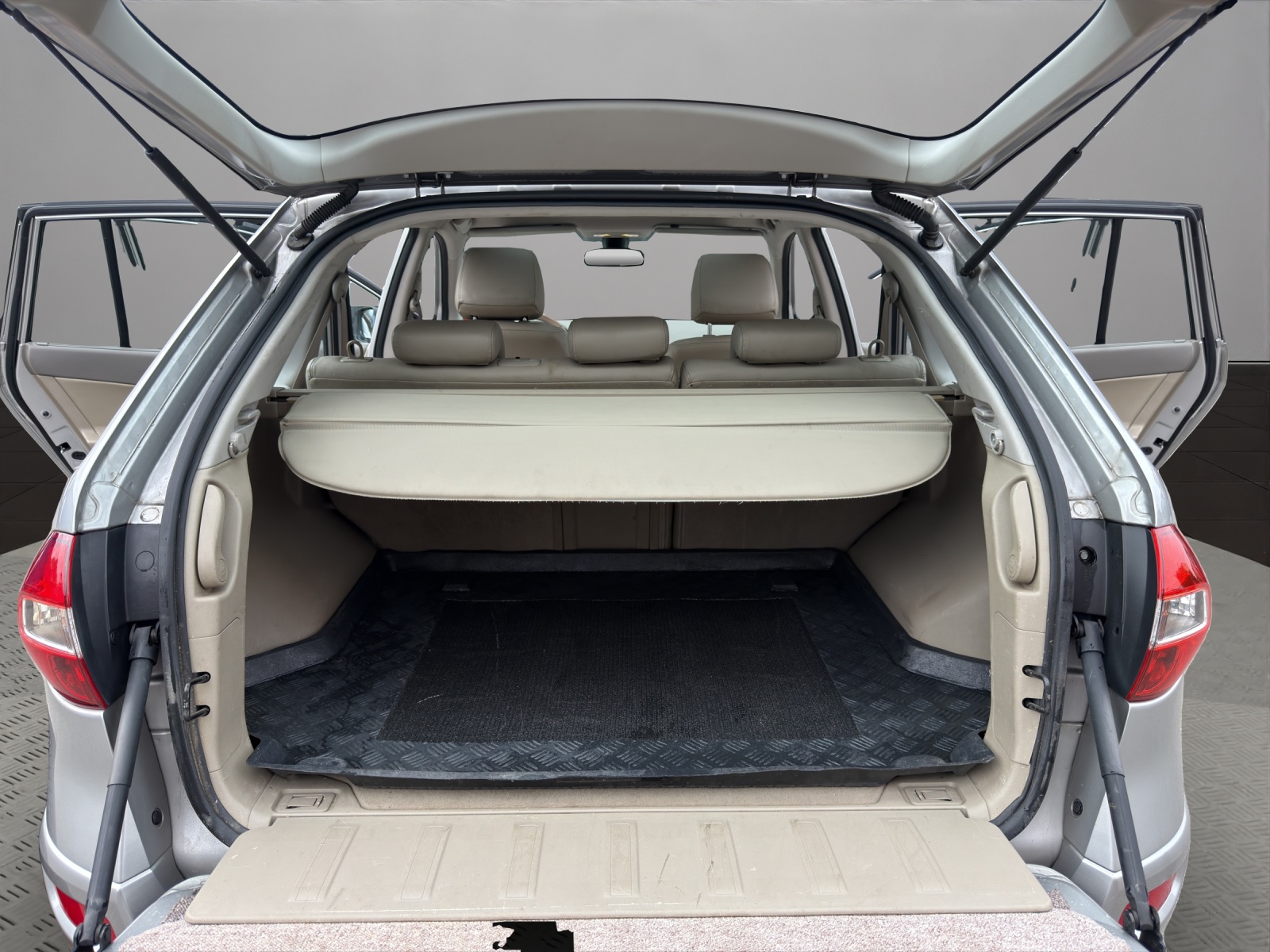 RENAULT Koleos 2.5 Dynamique Luxe 4x4-image-18
