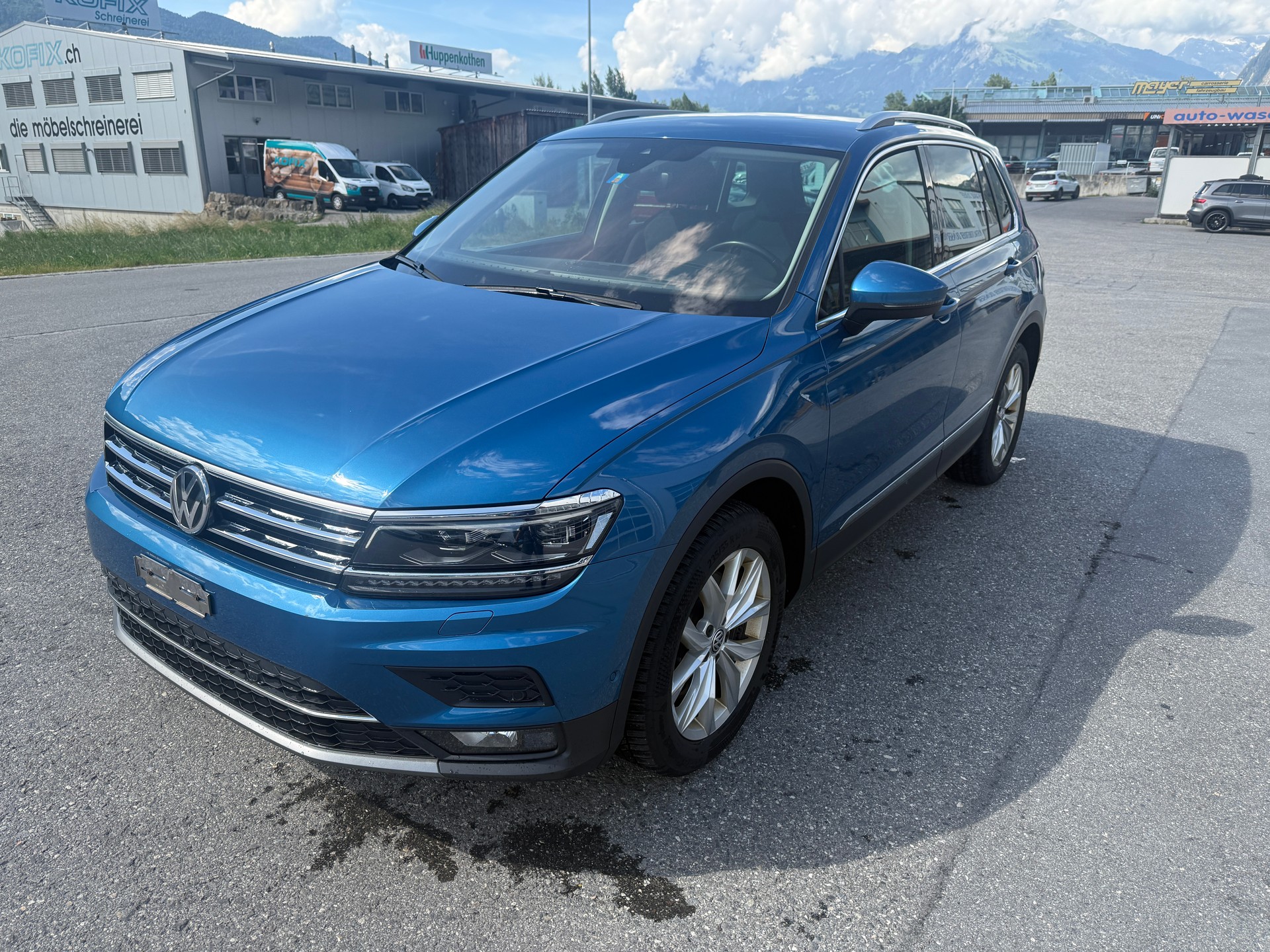 VW Tiguan 2.0 TDI SCR Highline 4Motion DSG-image-2