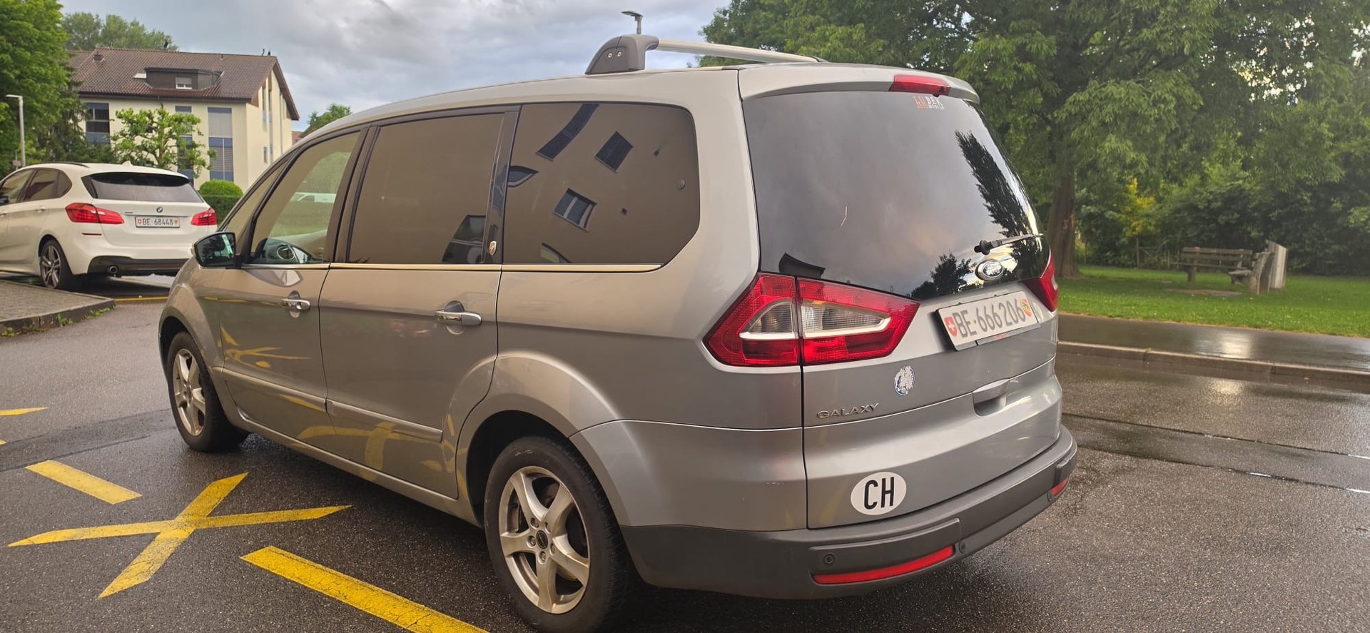 FORD GALAXY-image-3