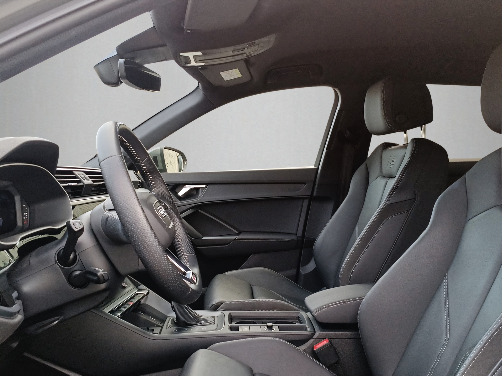 AUDI Q3 35 TFSI advanced S-tronic-image-13