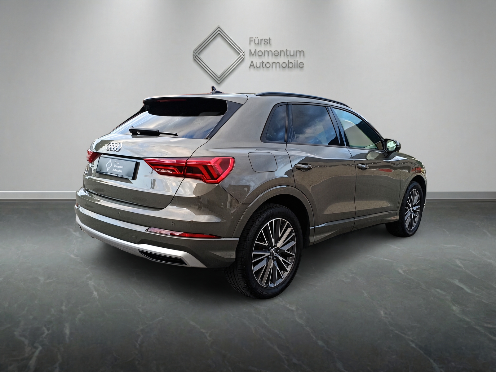 AUDI Q3 35 TFSI advanced S-tronic-image-8