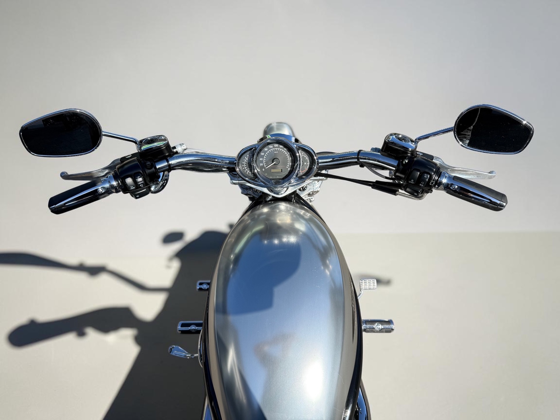 HARLEY-DAVIDSON VRSCB V-Rod B-image-6