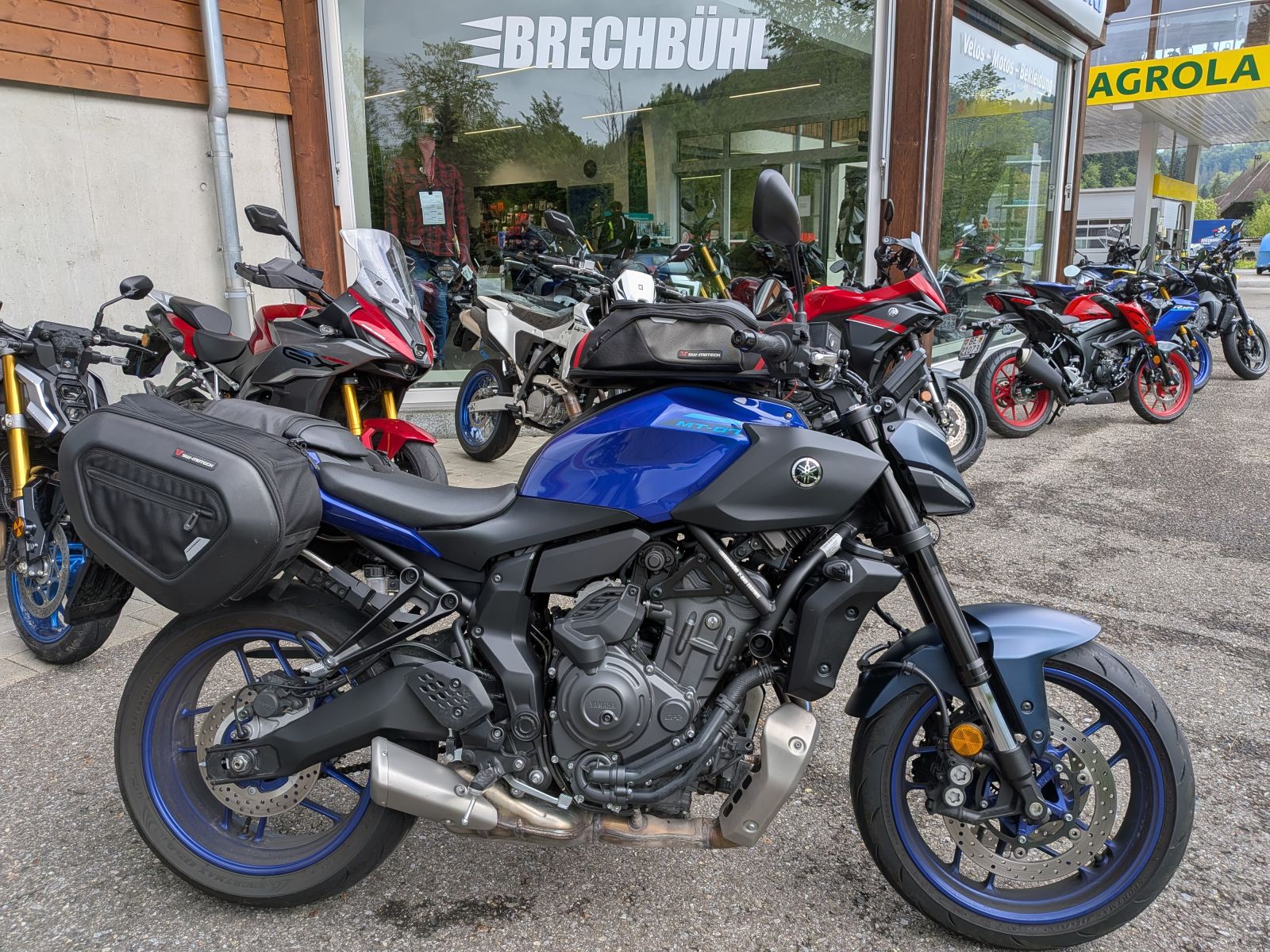 YAMAHA MT-07 Y-AMT-image-0