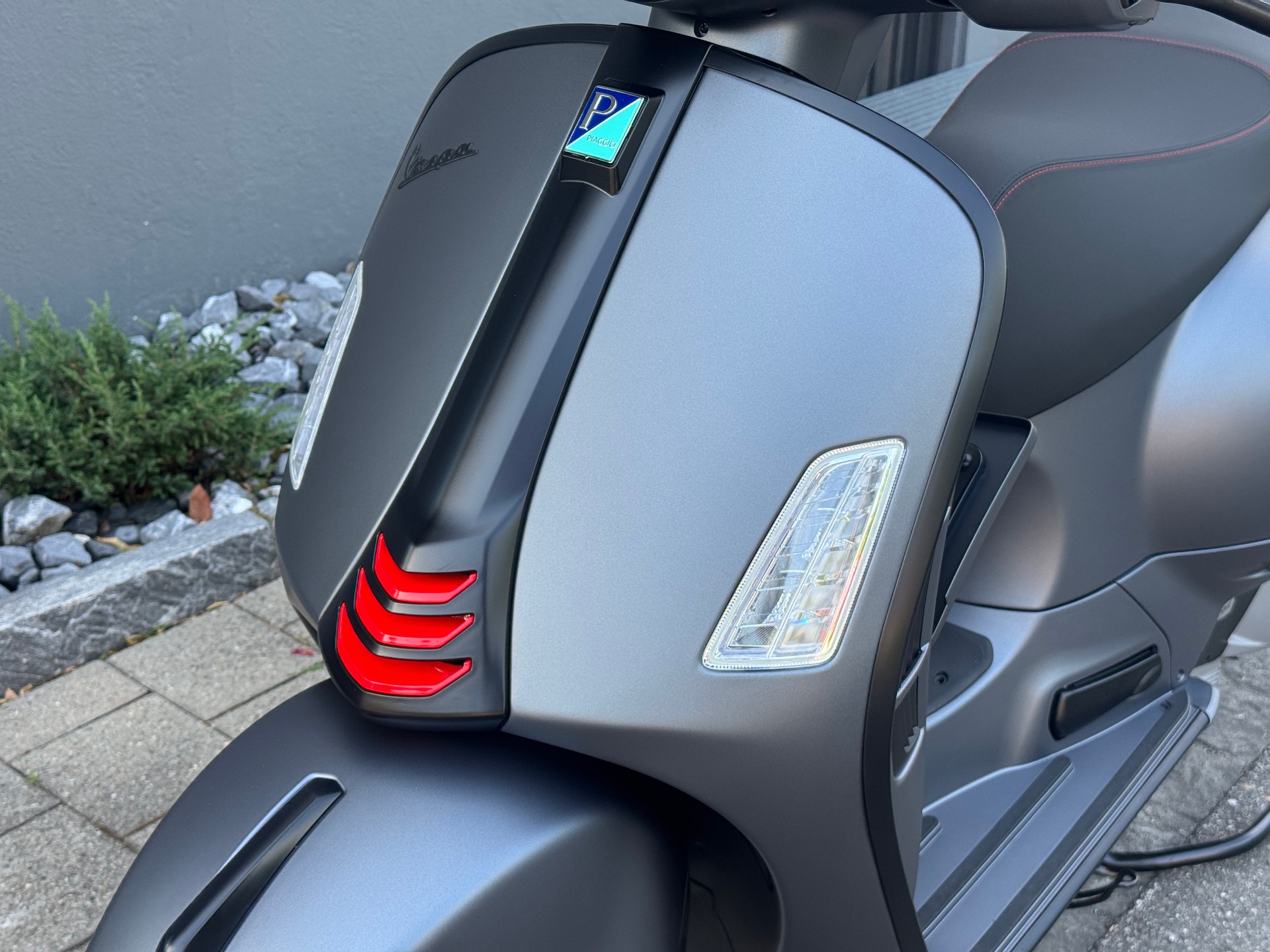PIAGGIO Vespa GTS 125 Super Sport RST Euro 5+-image-1