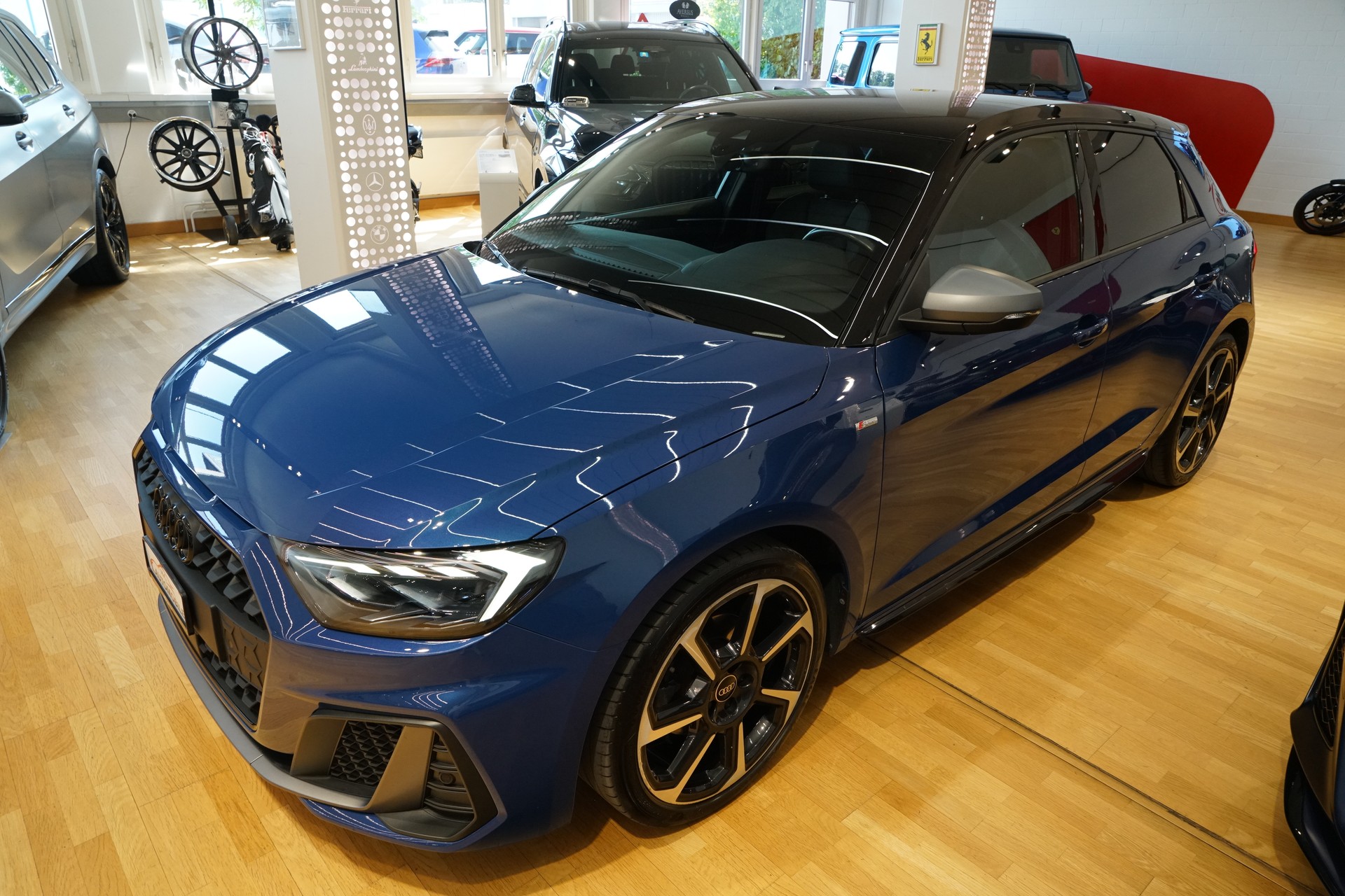AUDI A1 Sportback 35 TFSI S Line S-tronic-image-9