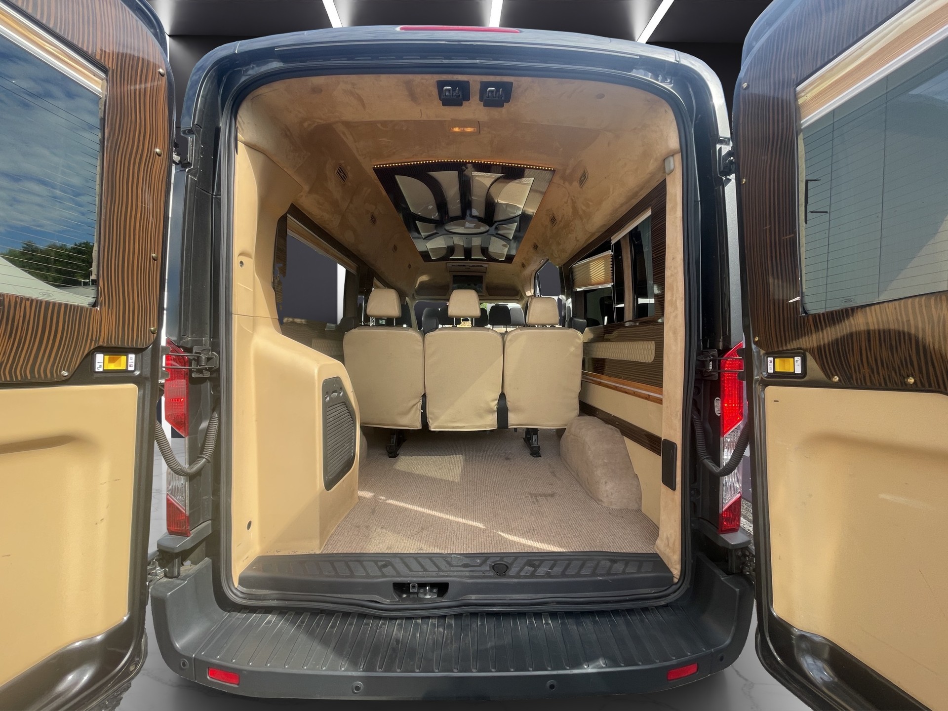 FORD Transit 9 Plätze-image-19
