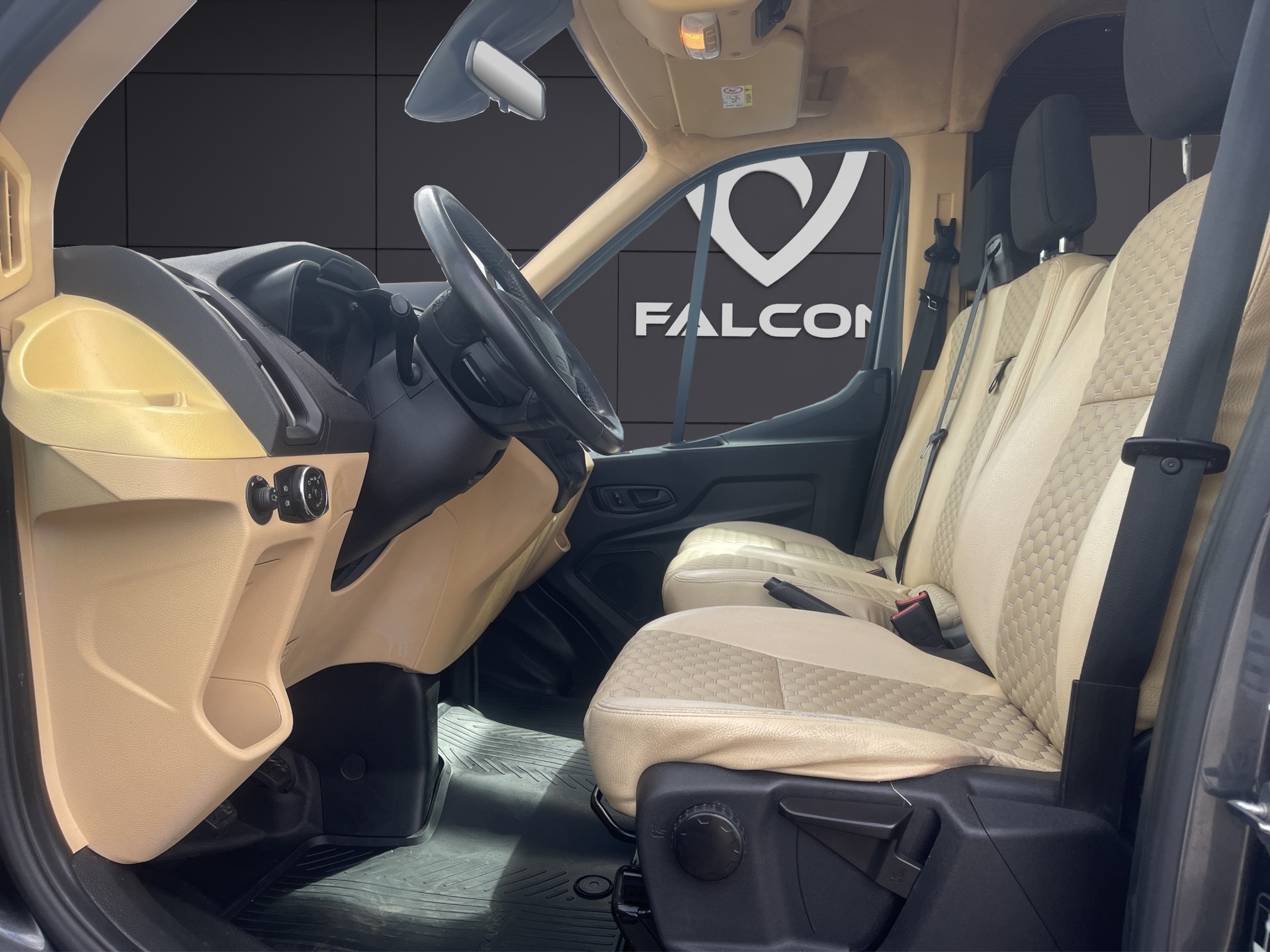 FORD Transit 9 Plätze-image-9
