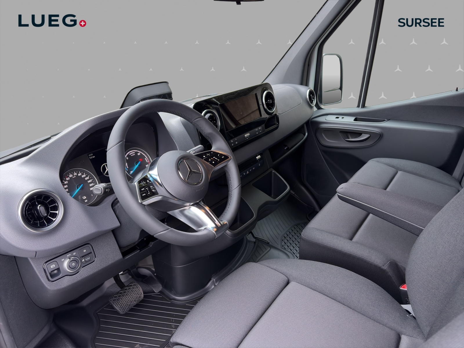 MERCEDES-BENZ MERCEDES-BENZ eSprinter 320 81kWh Standard Pro WORKER-image-6