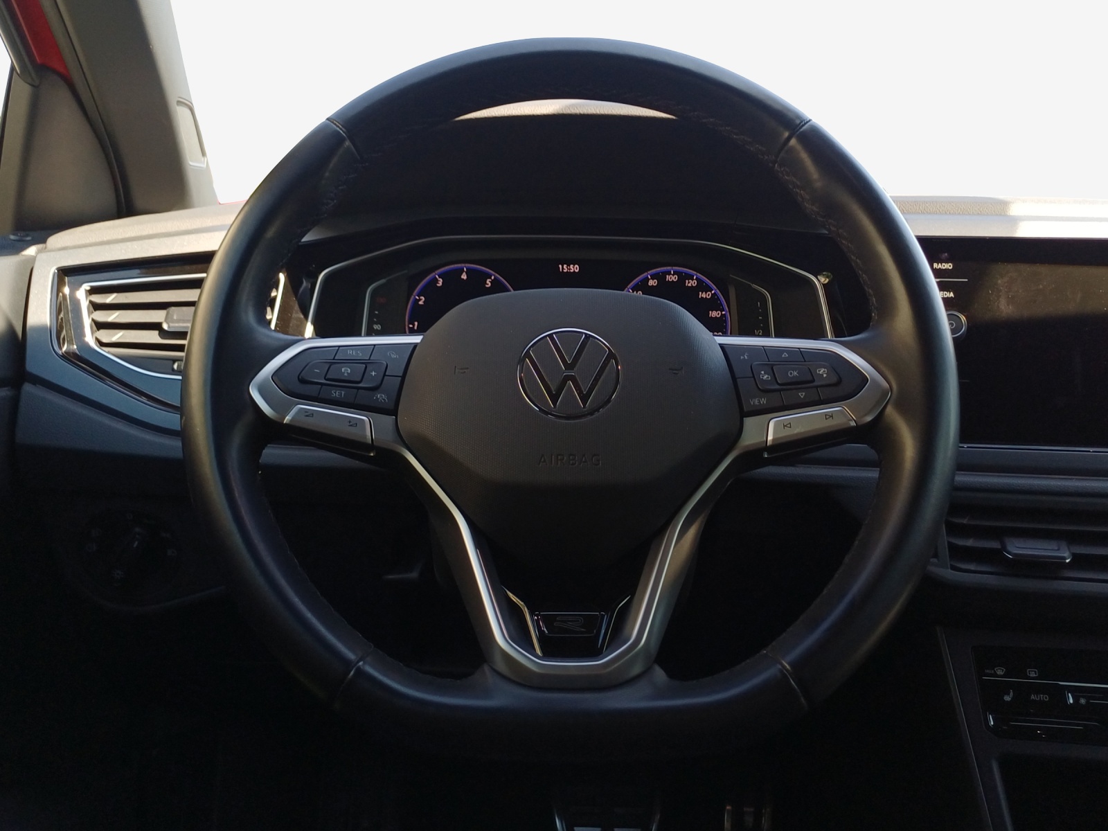 VW Taigo 1.5 TSI R-Line DSG-image-5