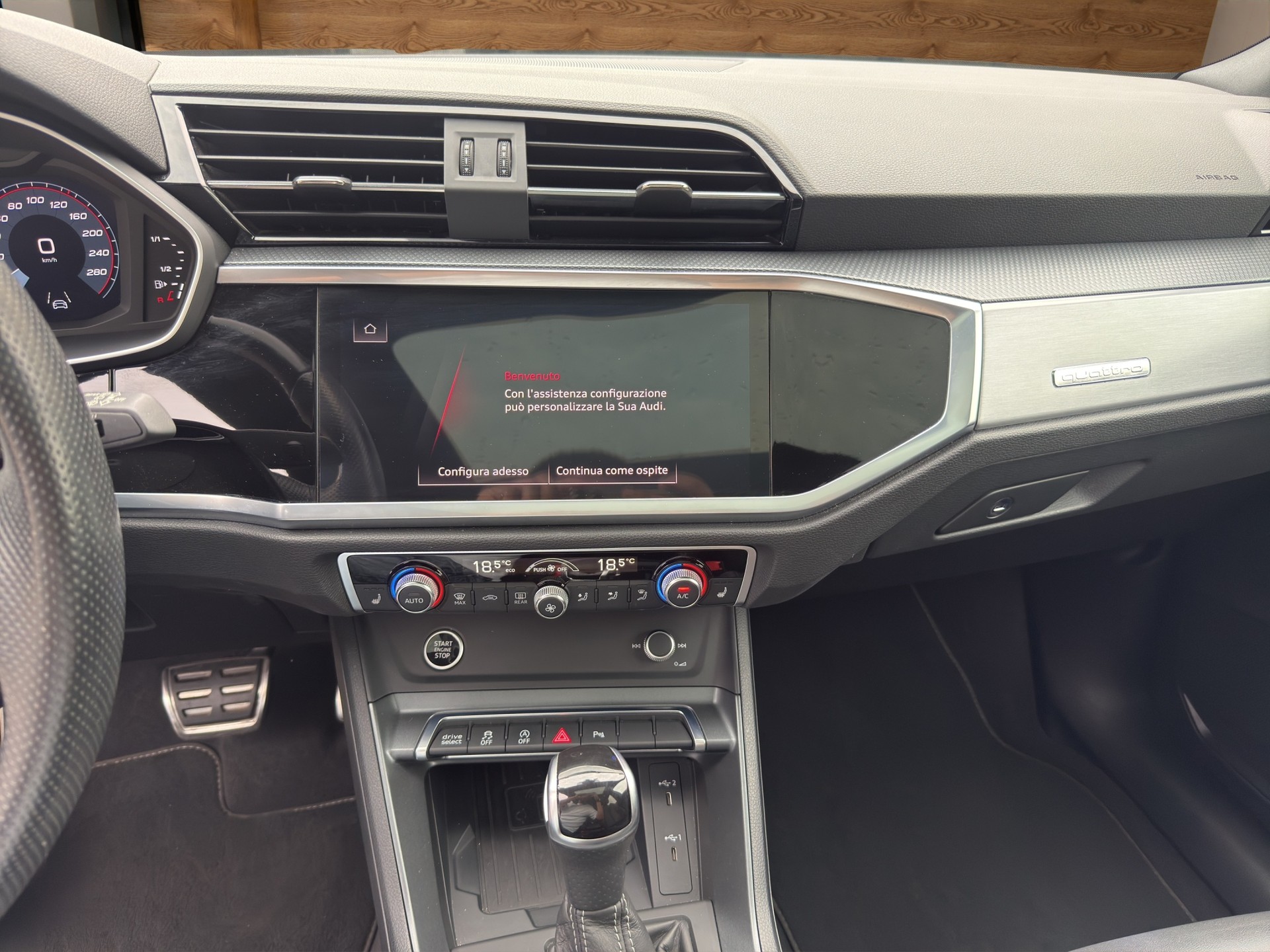 AUDI Q3 Sportback 40 TDI S line Attraction quattro S-tronic-image-12