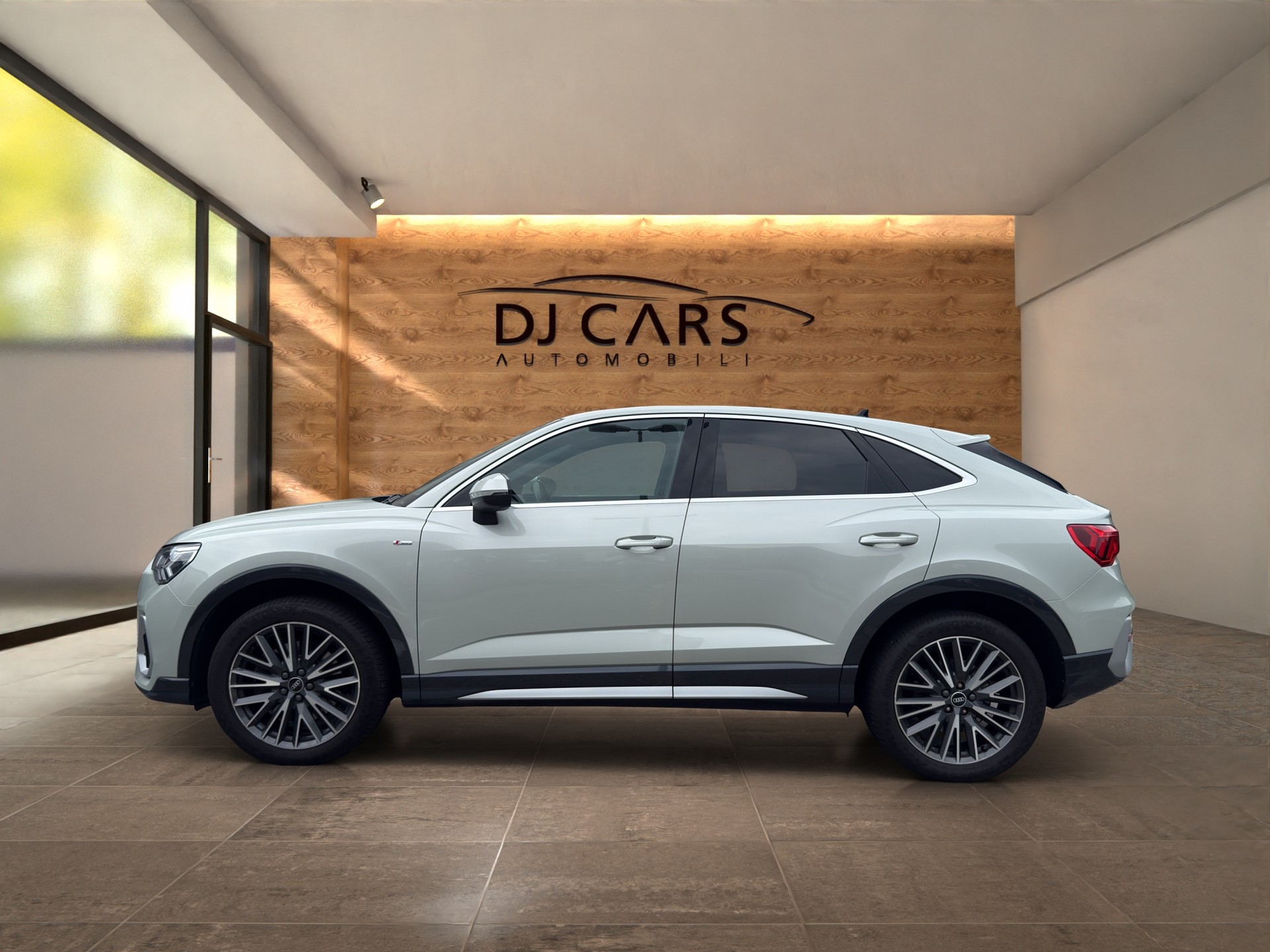 AUDI Q3 Sportback 40 TDI S line Attraction quattro S-tronic-image-3