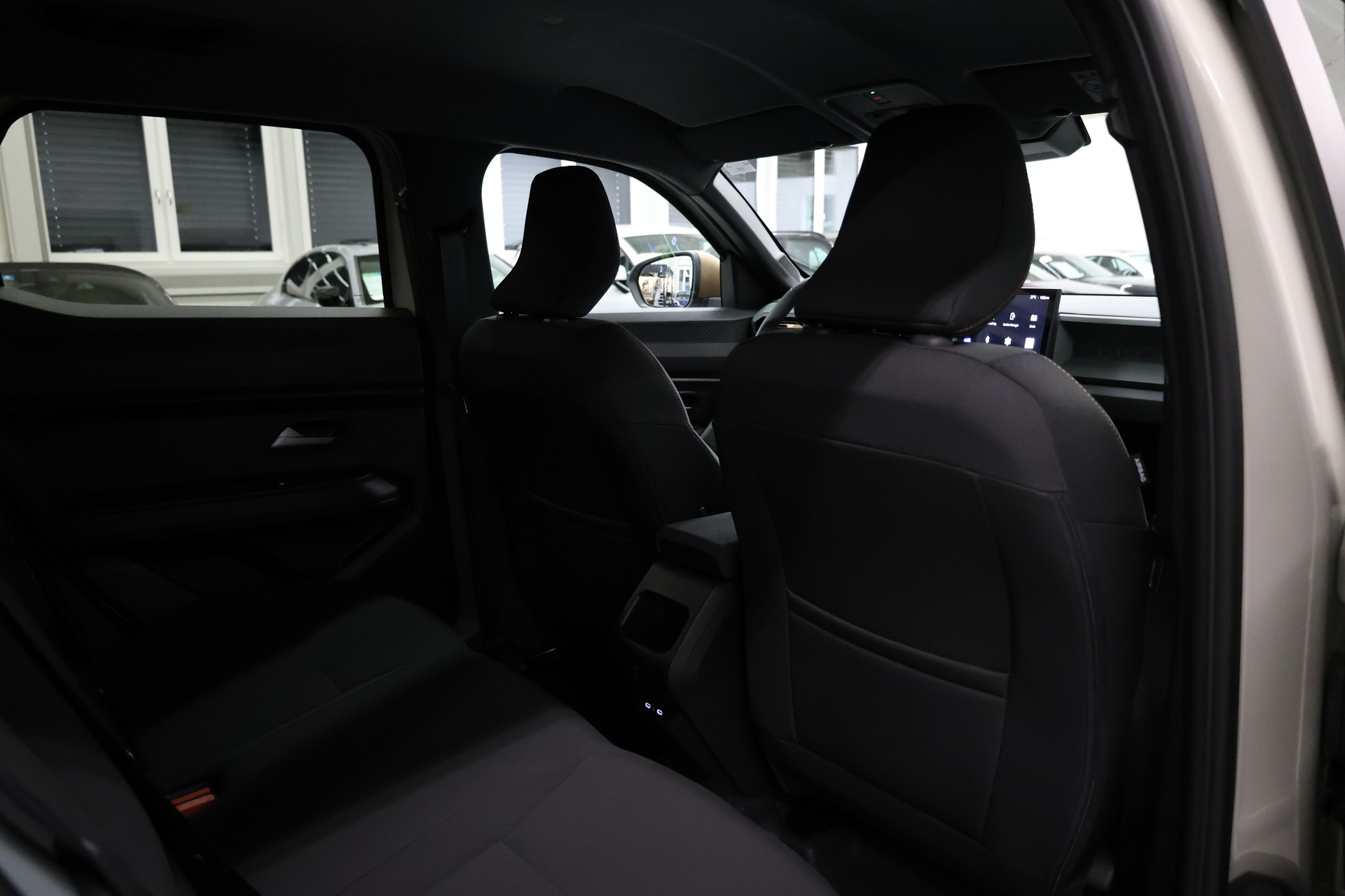 DACIA Duster 1.8 Hybrid Extreme-image-25
