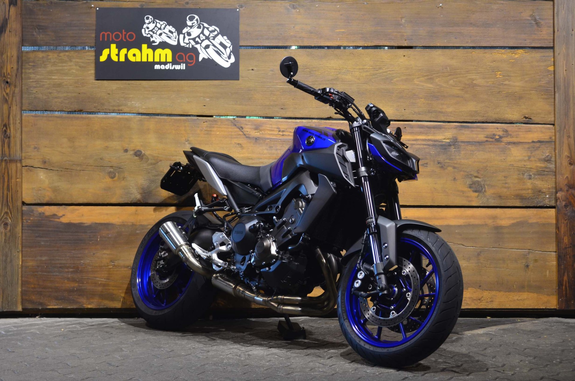 YAMAHA MT-09 ABS 17