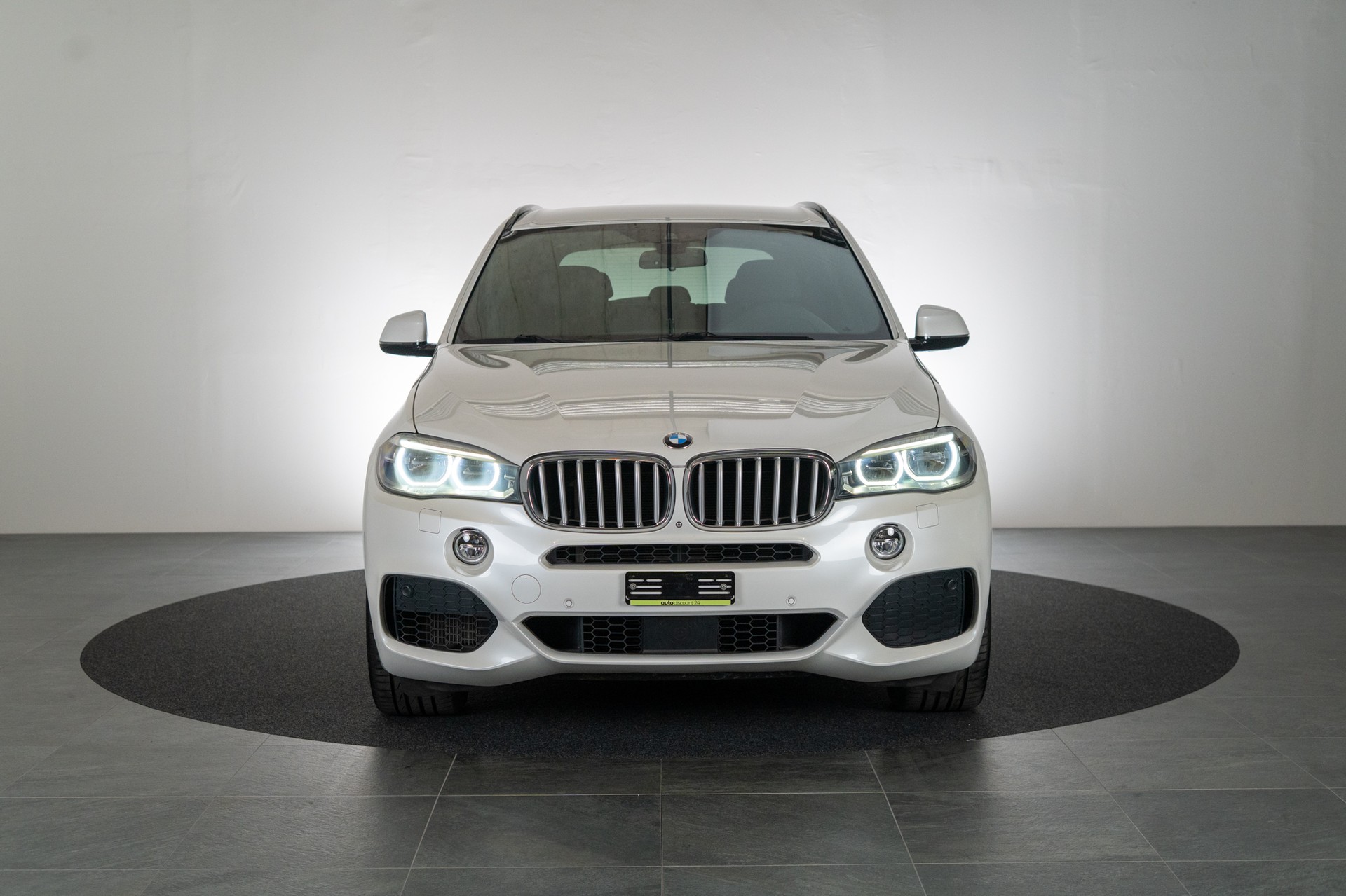 BMW X5 50i xDrive SAG / 360°Kamera / el.Heckklappe / Tempomat-showroom-element-1