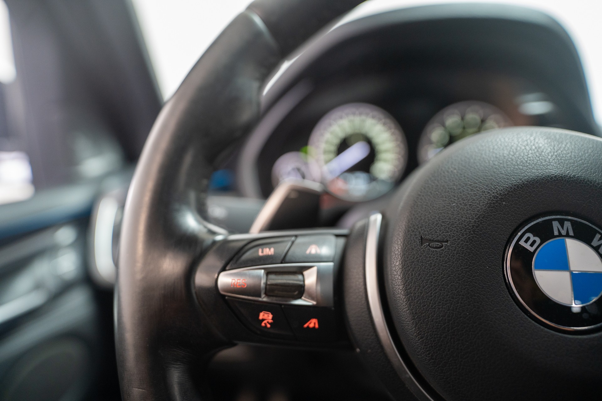 BMW X5 50i xDrive SAG / 360°Kamera / el.Heckklappe / Tempomat-image-18