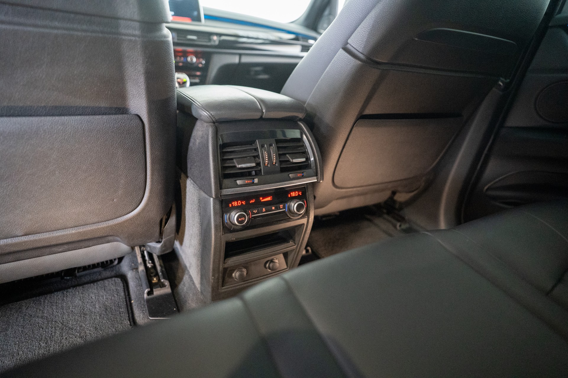 BMW X5 50i xDrive SAG / 360°Kamera / el.Heckklappe / Tempomat-image-12