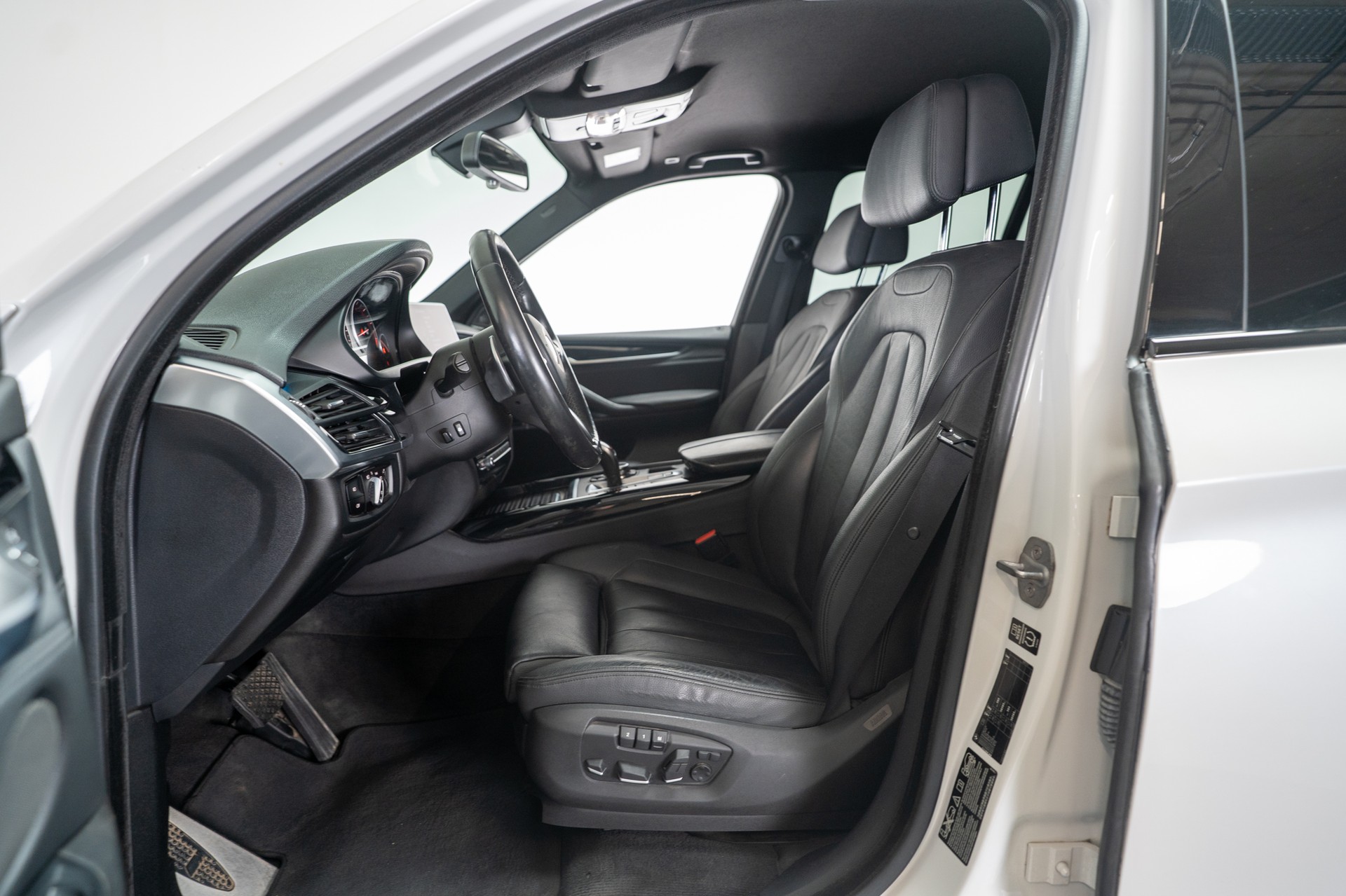 BMW X5 50i xDrive SAG / 360°Kamera / el.Heckklappe / Tempomat-image-7