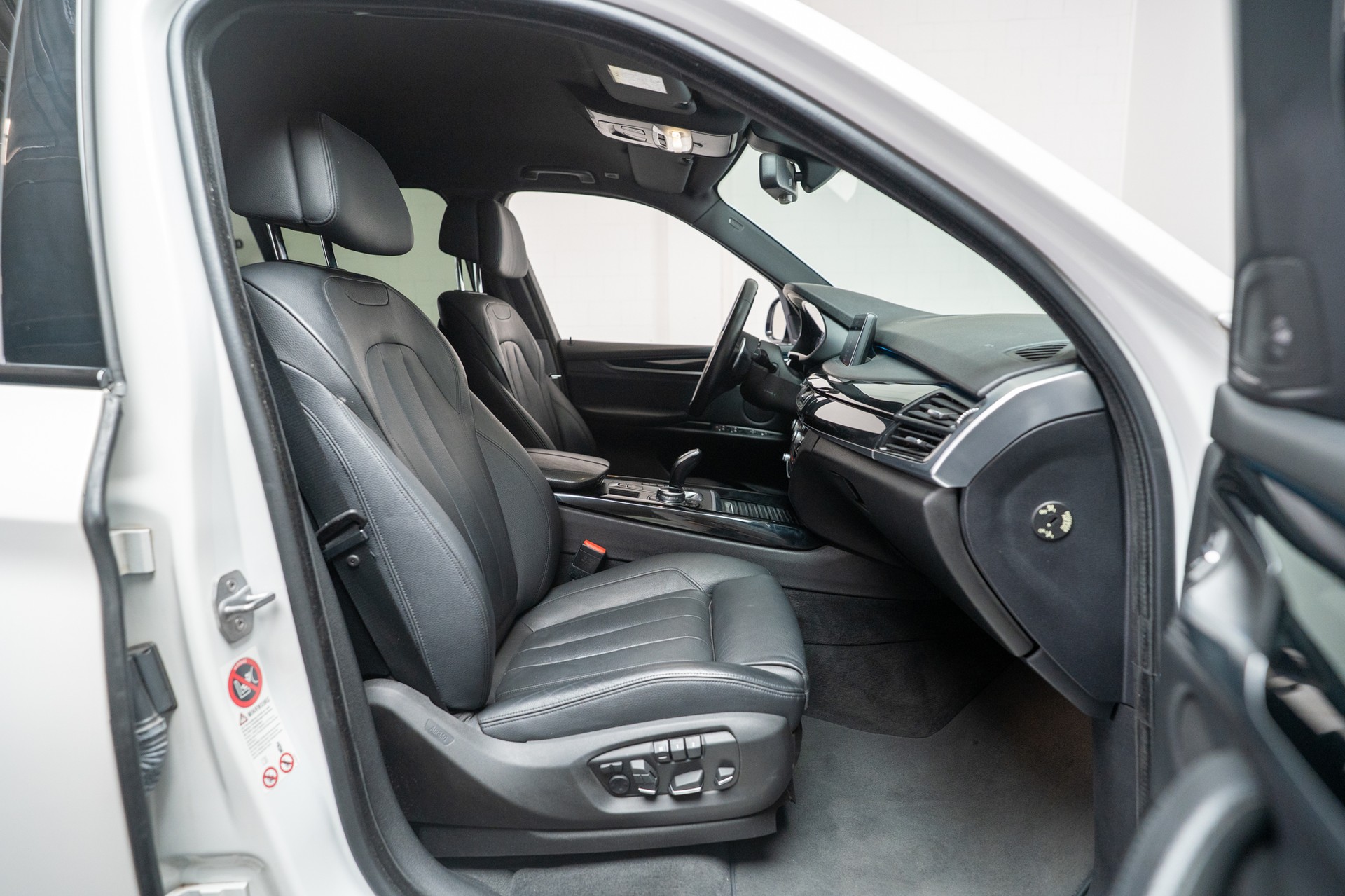 BMW X5 50i xDrive SAG / 360°Kamera / el.Heckklappe / Tempomat-image-14