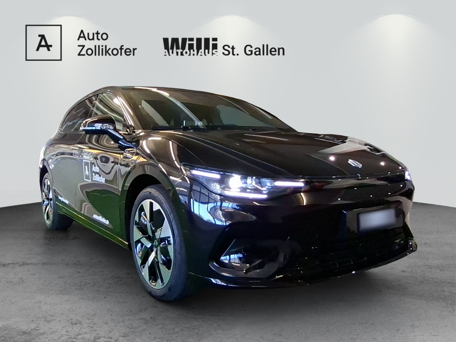 LEAPMOTOR B05 EV 67.1kWh-showroom-element-2