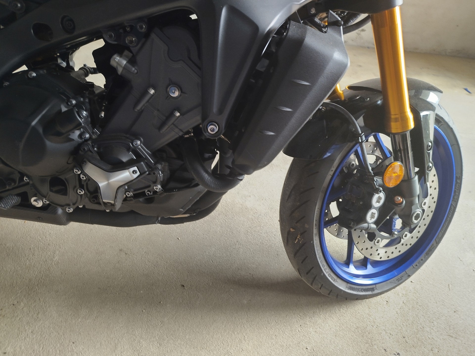 YAMAHA MT-09 SP-image-2