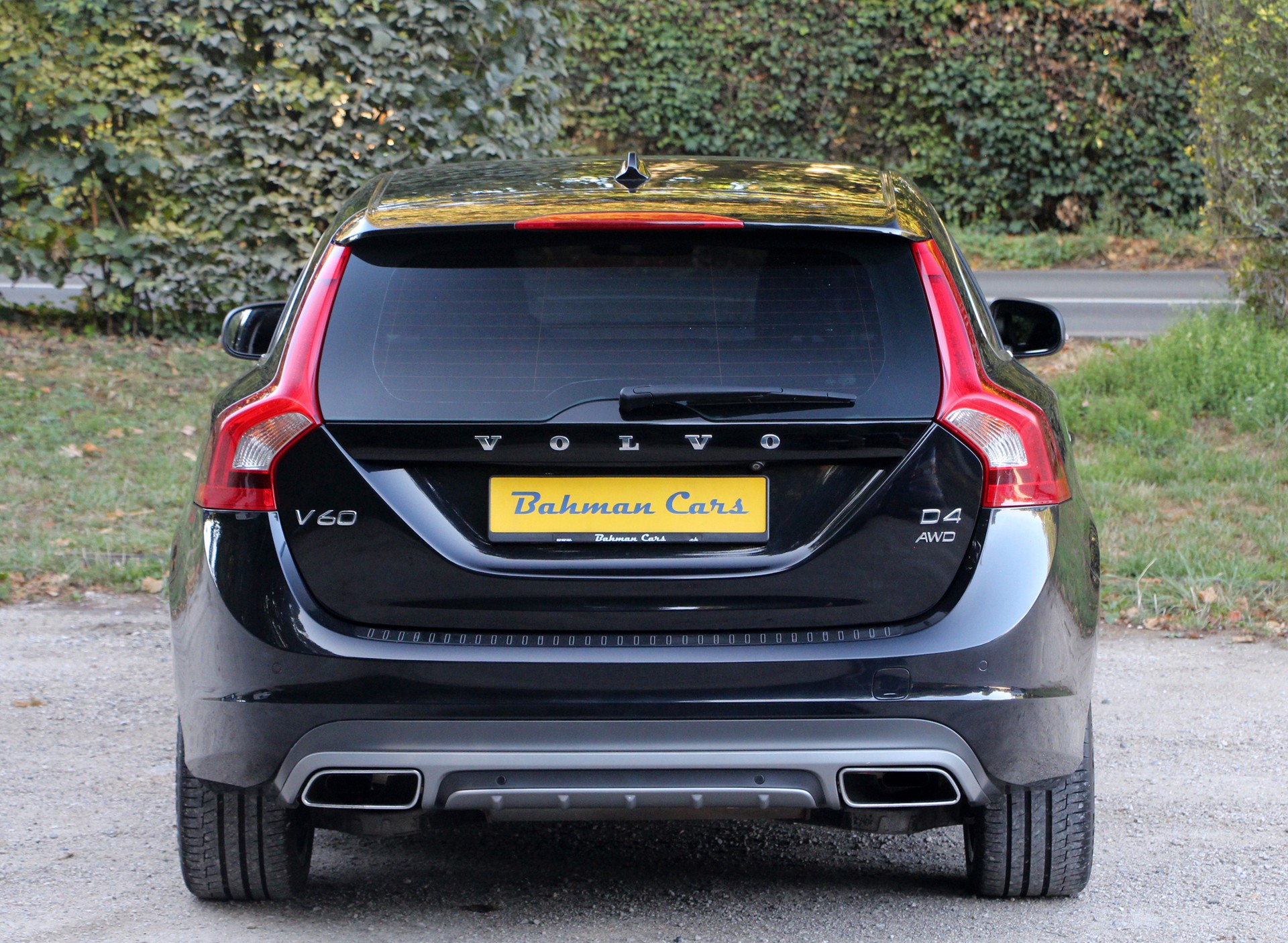 VOLVO V60 D4 AWD Husky Edition Geartronic-image-21