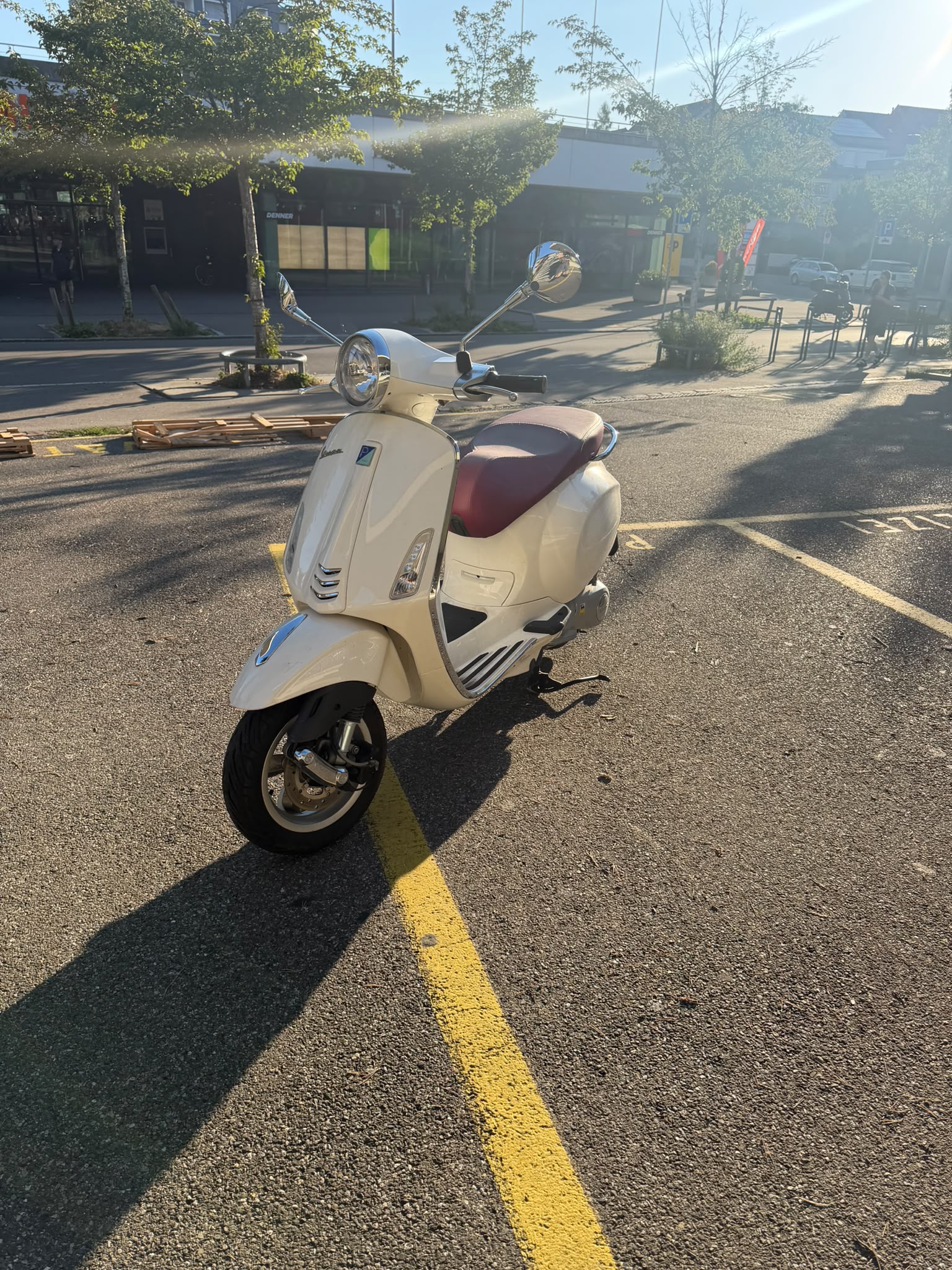PIAGGIO Vespa 125 Primavera i.e. 3V-image-0