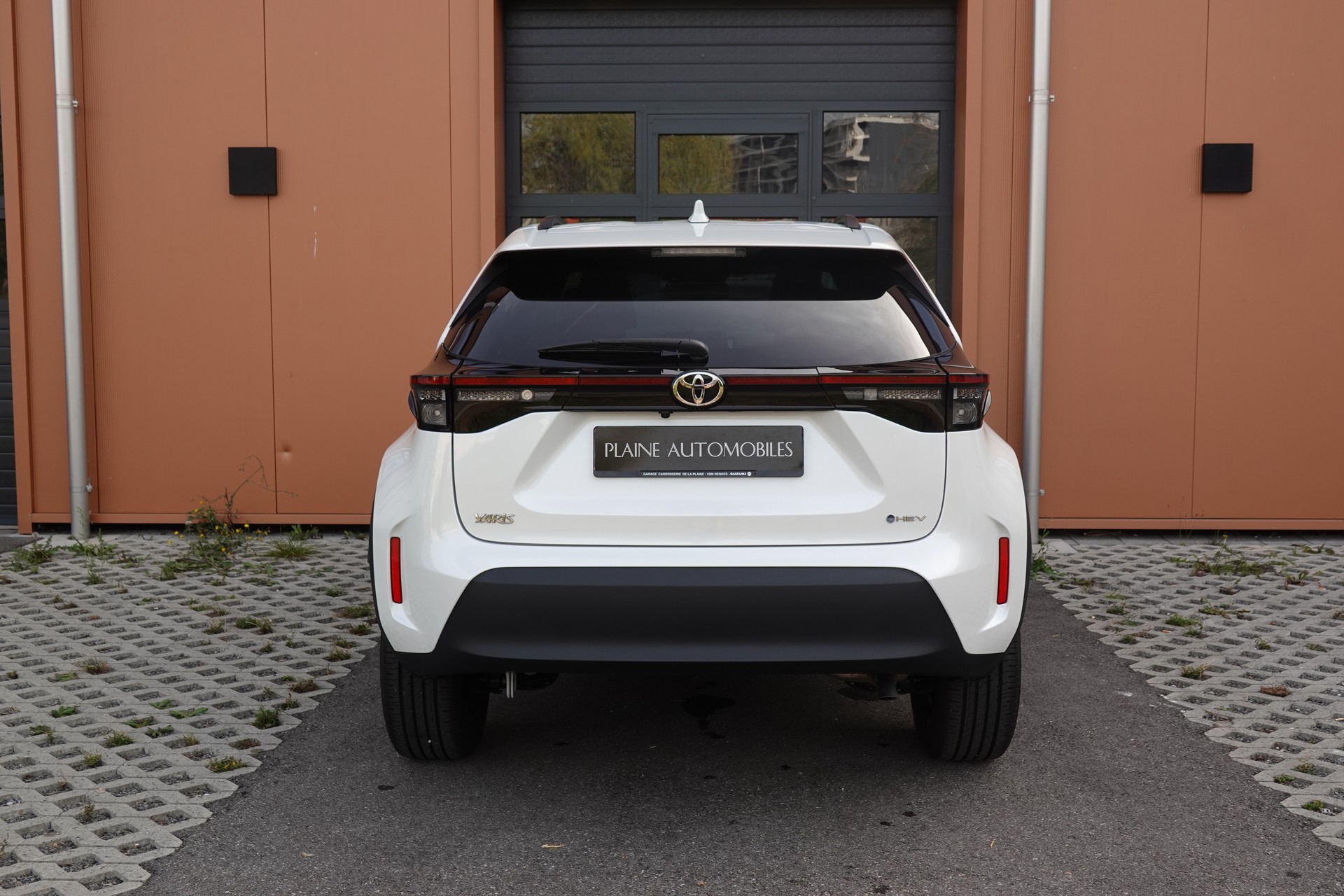 TOYOTA Yaris Cross 1.5 Trend e-CVT "* Garantie 10ans/185'000Kms * Sièges chauffants * Caméra de recul * Tempomat Adaptatif *"-image-8