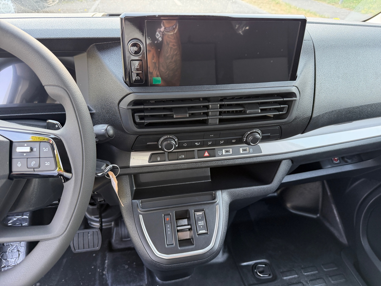FIAT E-Scudo 75kWh L2 * 360 km Reichweite * Top Preis * Holzboden Gratis *-image-9