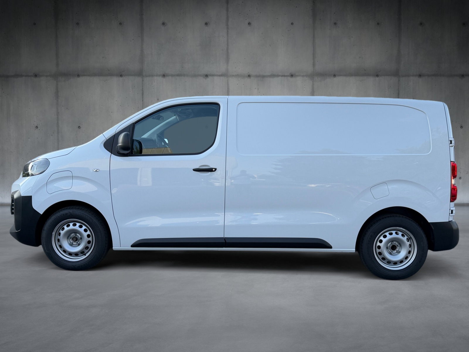 FIAT E-Scudo 75kWh L2 * 360 km Reichweite * Top Preis * Holzboden Gratis *-showroom-element-1