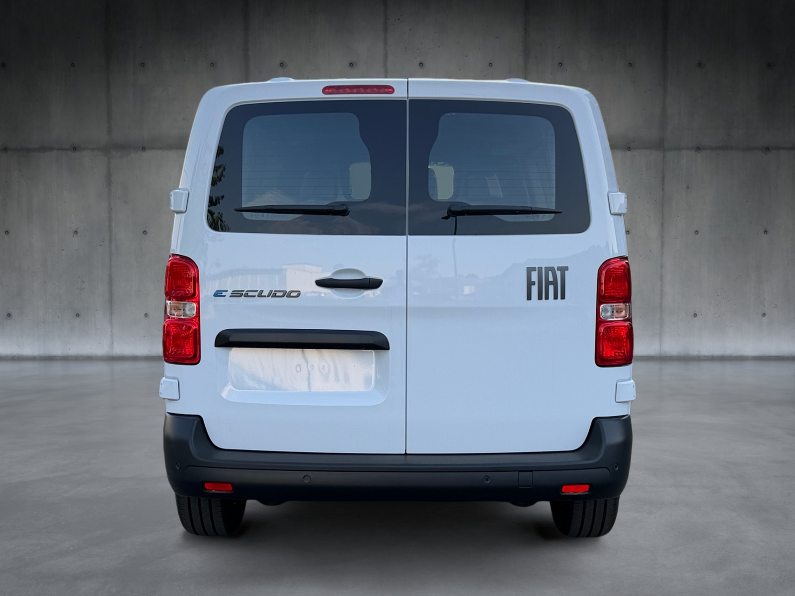 FIAT E-Scudo 75kWh L2 * 360 km Reichweite * Top Preis * Holzboden Gratis *-showroom-element-2