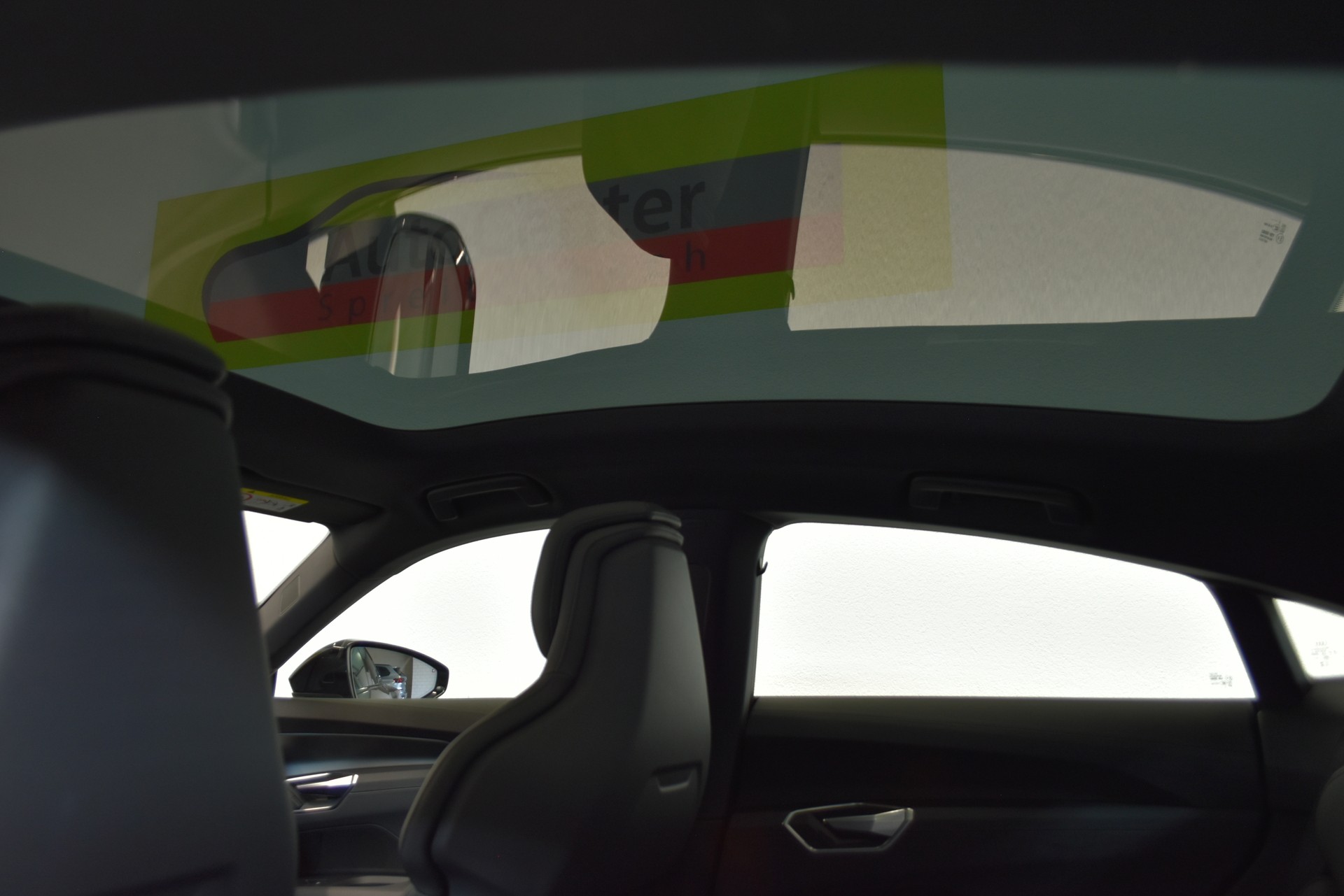 AUDI e-tron GT quattro-image-7