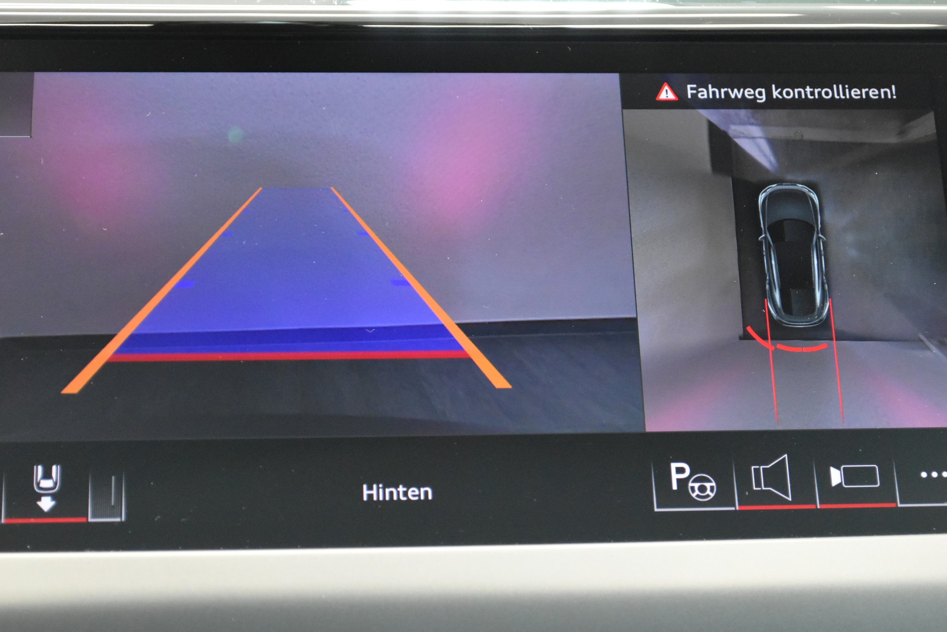AUDI e-tron GT quattro-image-9
