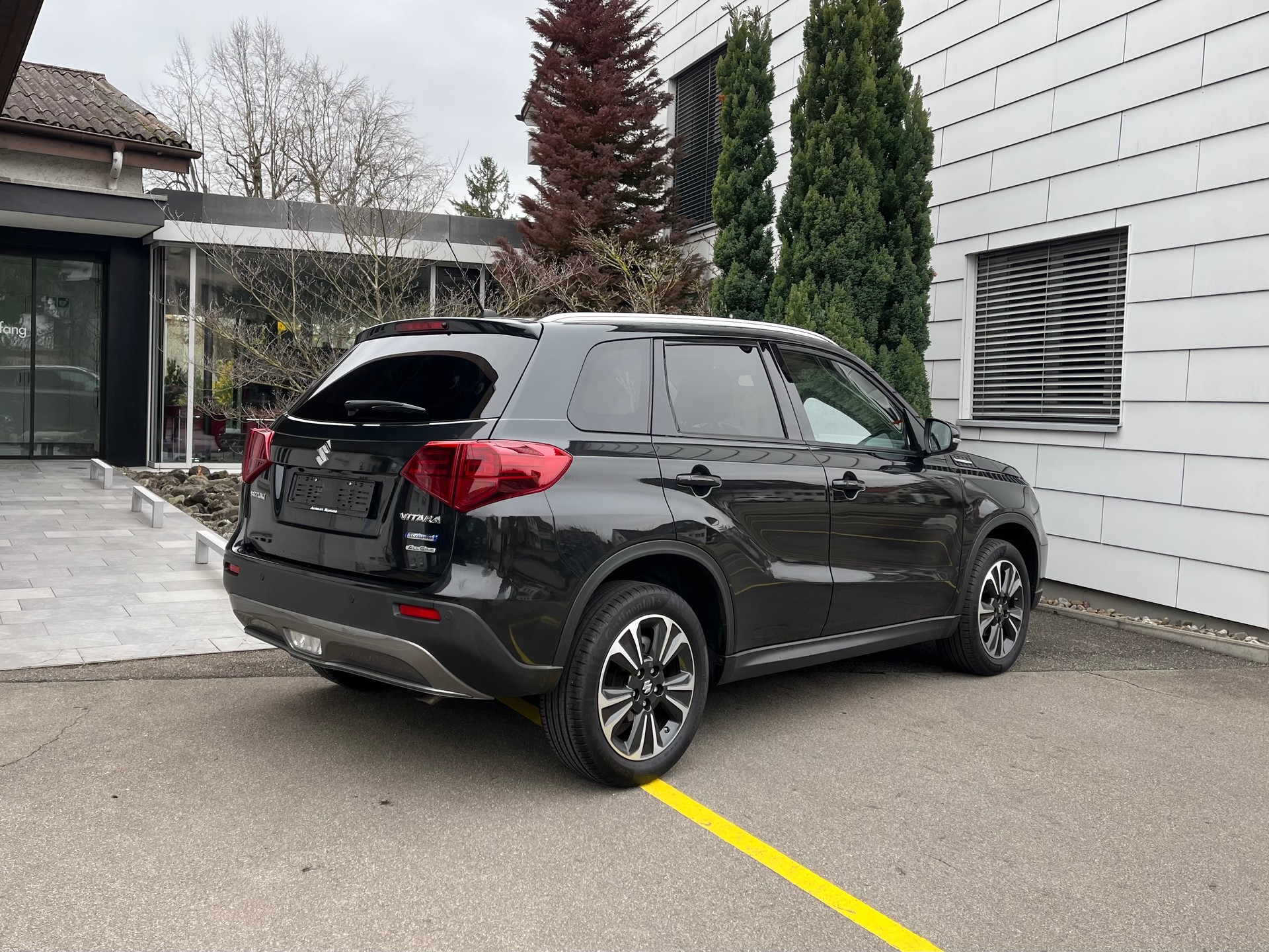 SUZUKI Vitara 1.4 4x4 Boosterjet Compact Top Automatic Allgrip *Vollausstattung*aus 1. Hand*Garantie*-image-3
