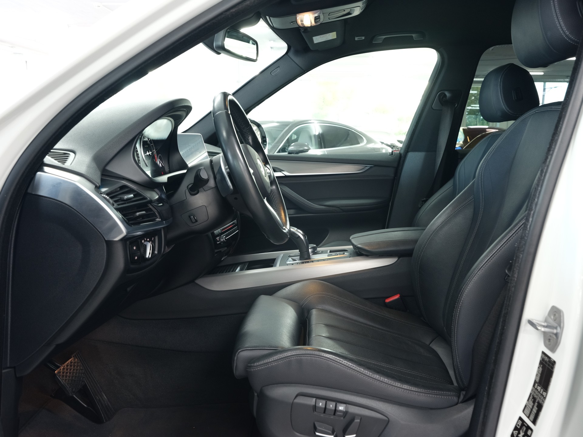 BMW X5 xDrive 30d Steptronic *Rückfahrkamera* *M-Paket* *Aversus*-image-14