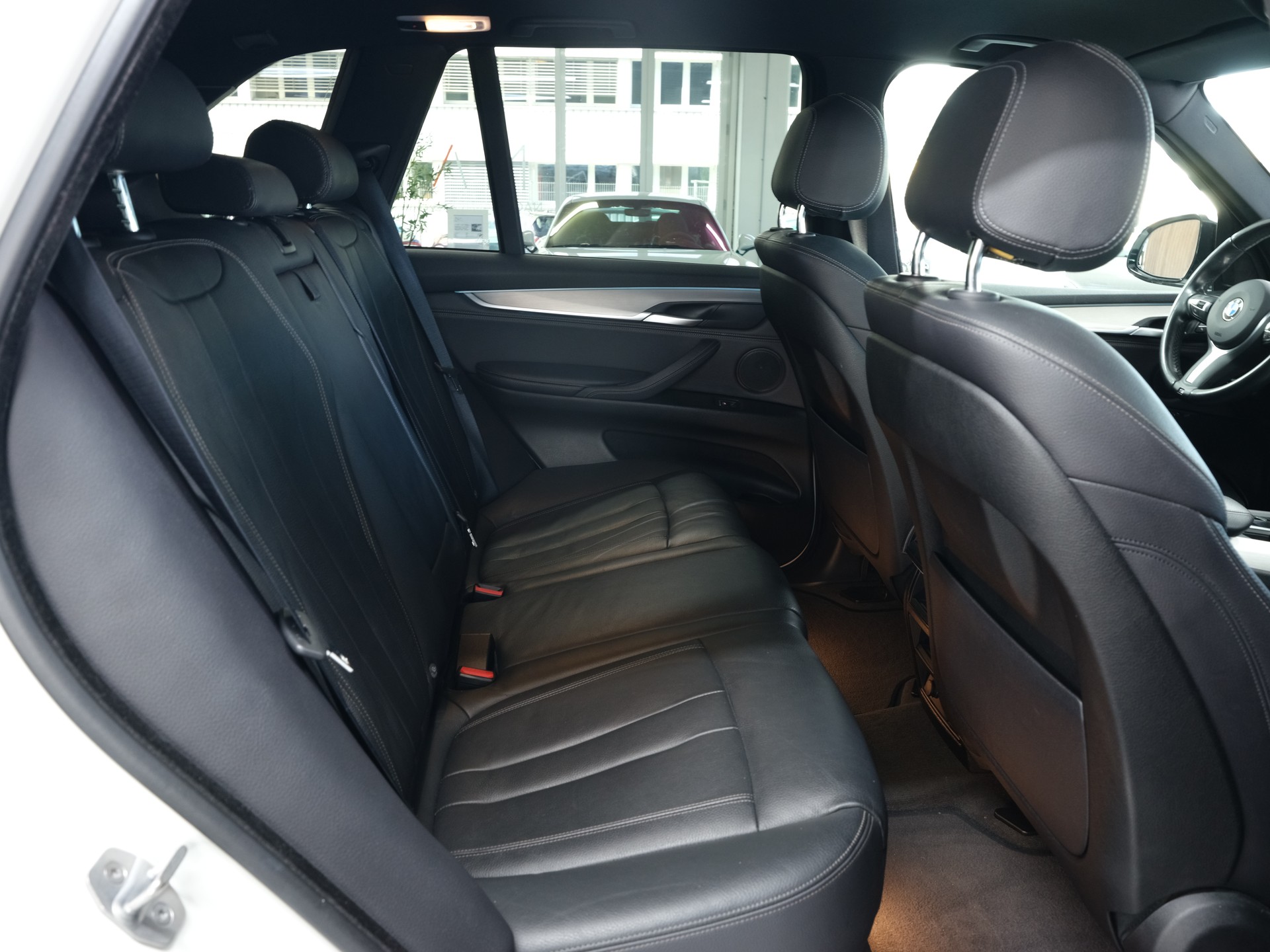 BMW X5 xDrive 30d Steptronic *Rückfahrkamera* *M-Paket* *Aversus*-image-19
