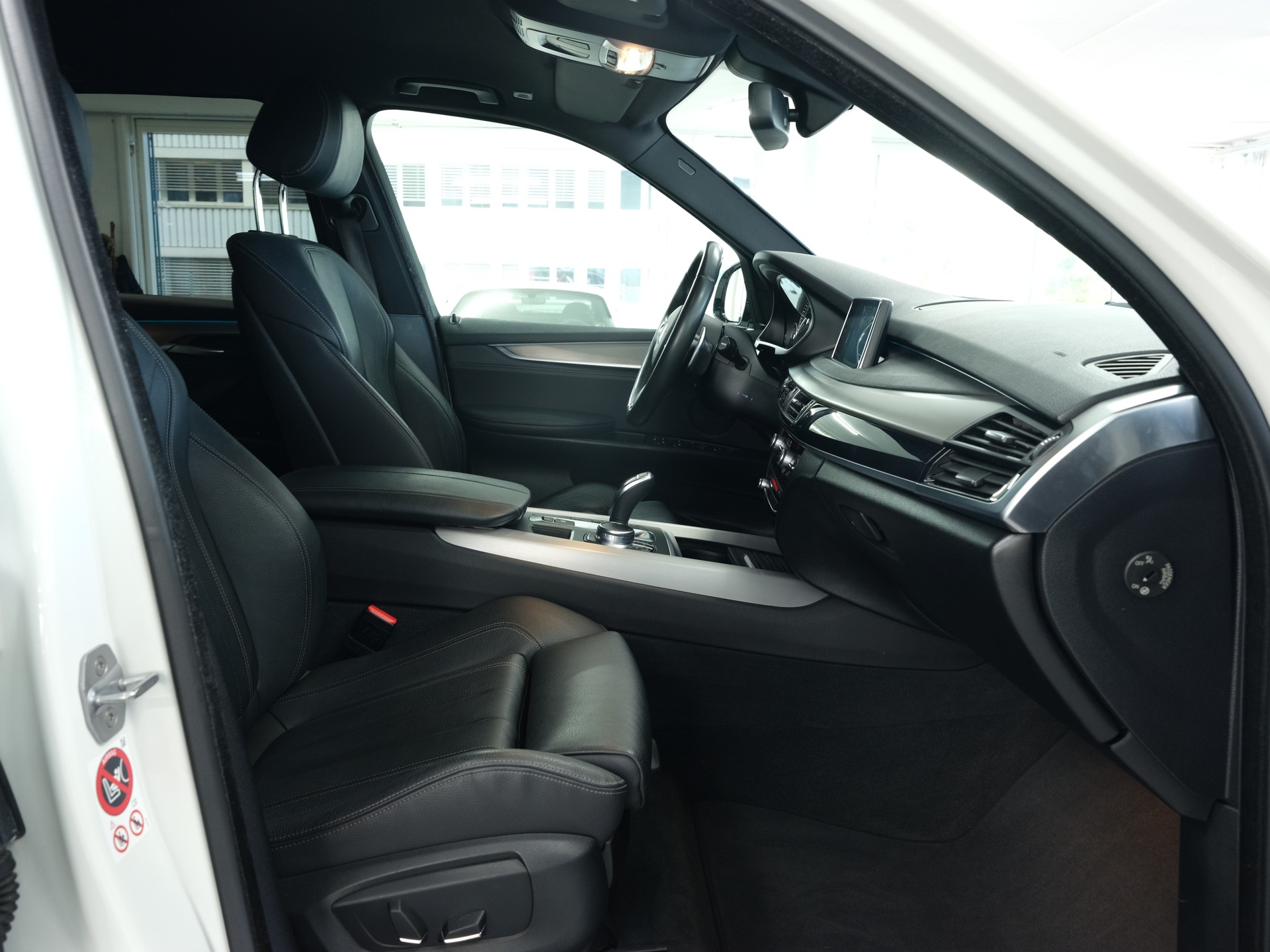 BMW X5 xDrive 30d Steptronic *Rückfahrkamera* *M-Paket* *Aversus*-image-16