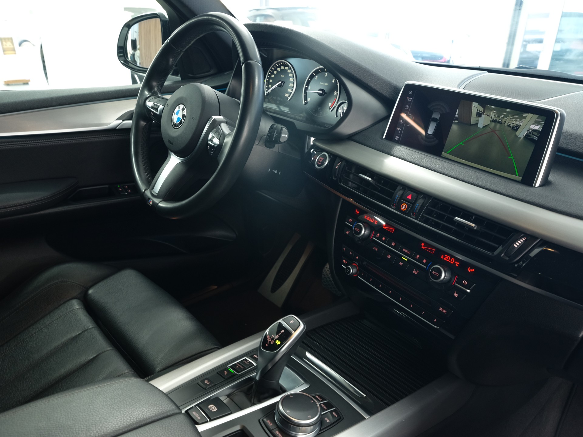 BMW X5 xDrive 30d Steptronic *Rückfahrkamera* *M-Paket* *Aversus*-image-18