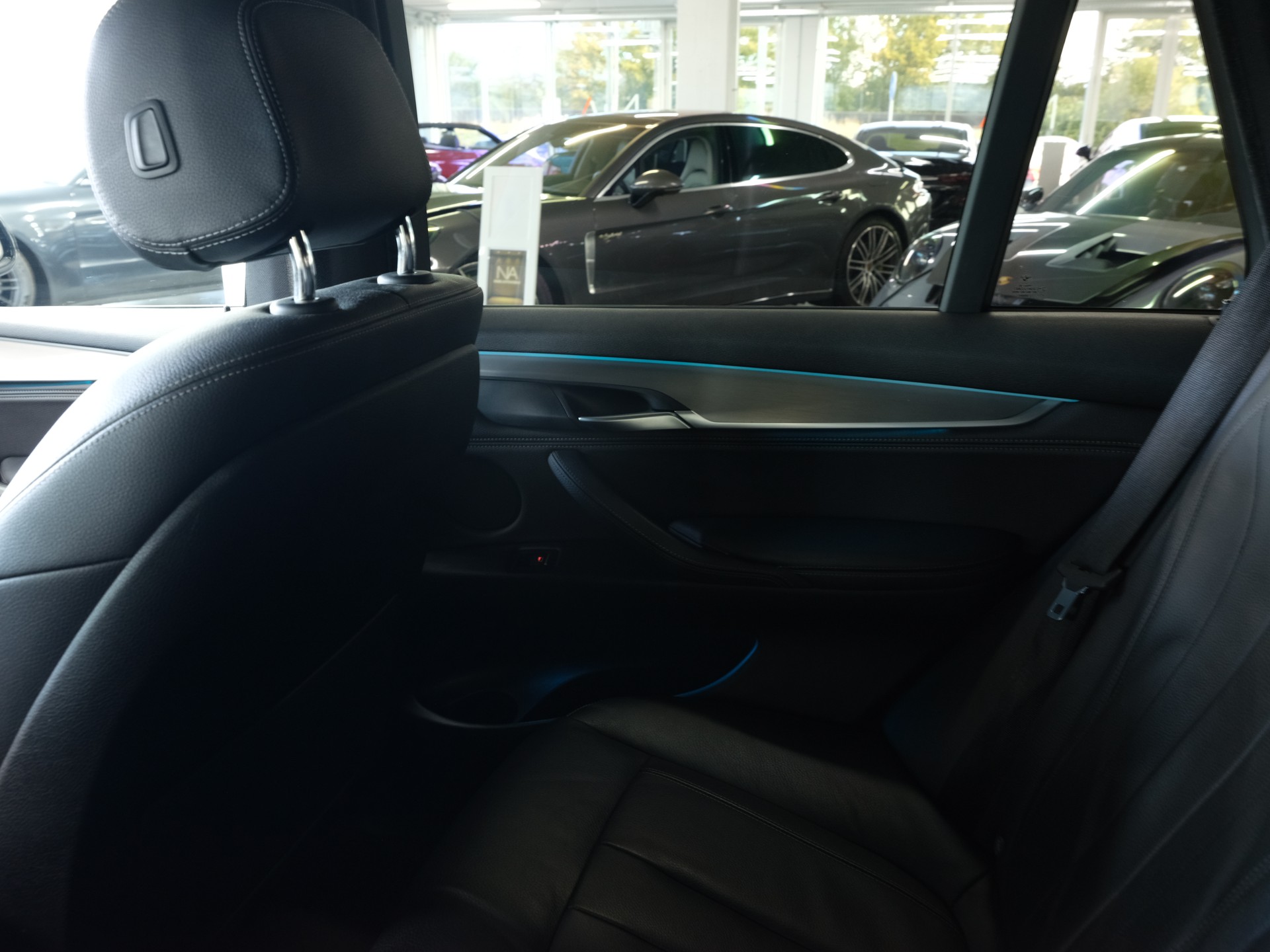 BMW X5 xDrive 30d Steptronic *Rückfahrkamera* *M-Paket* *Aversus*-image-24