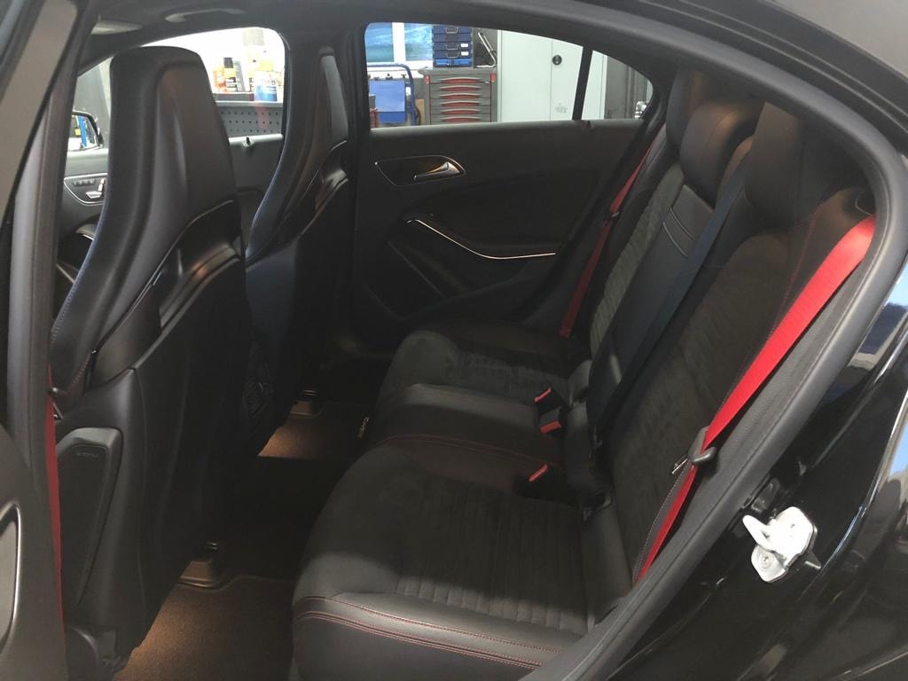 MERCEDES-BENZ A 45 AMG 4m-image-6