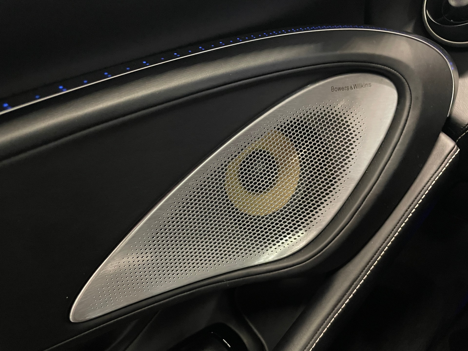 McLAREN GTS-image-19