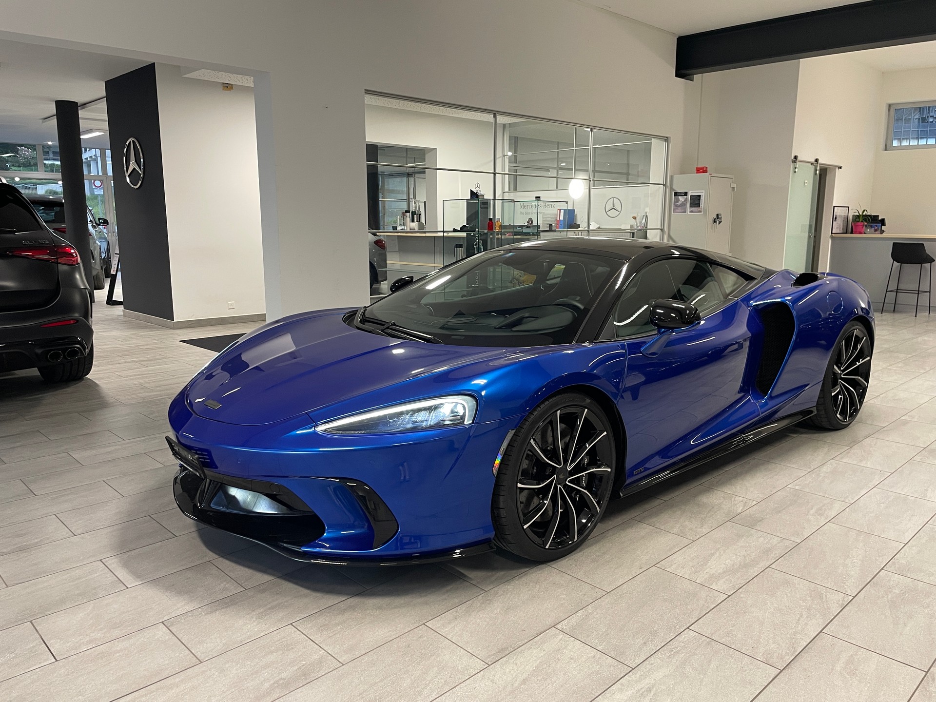 McLAREN GTS