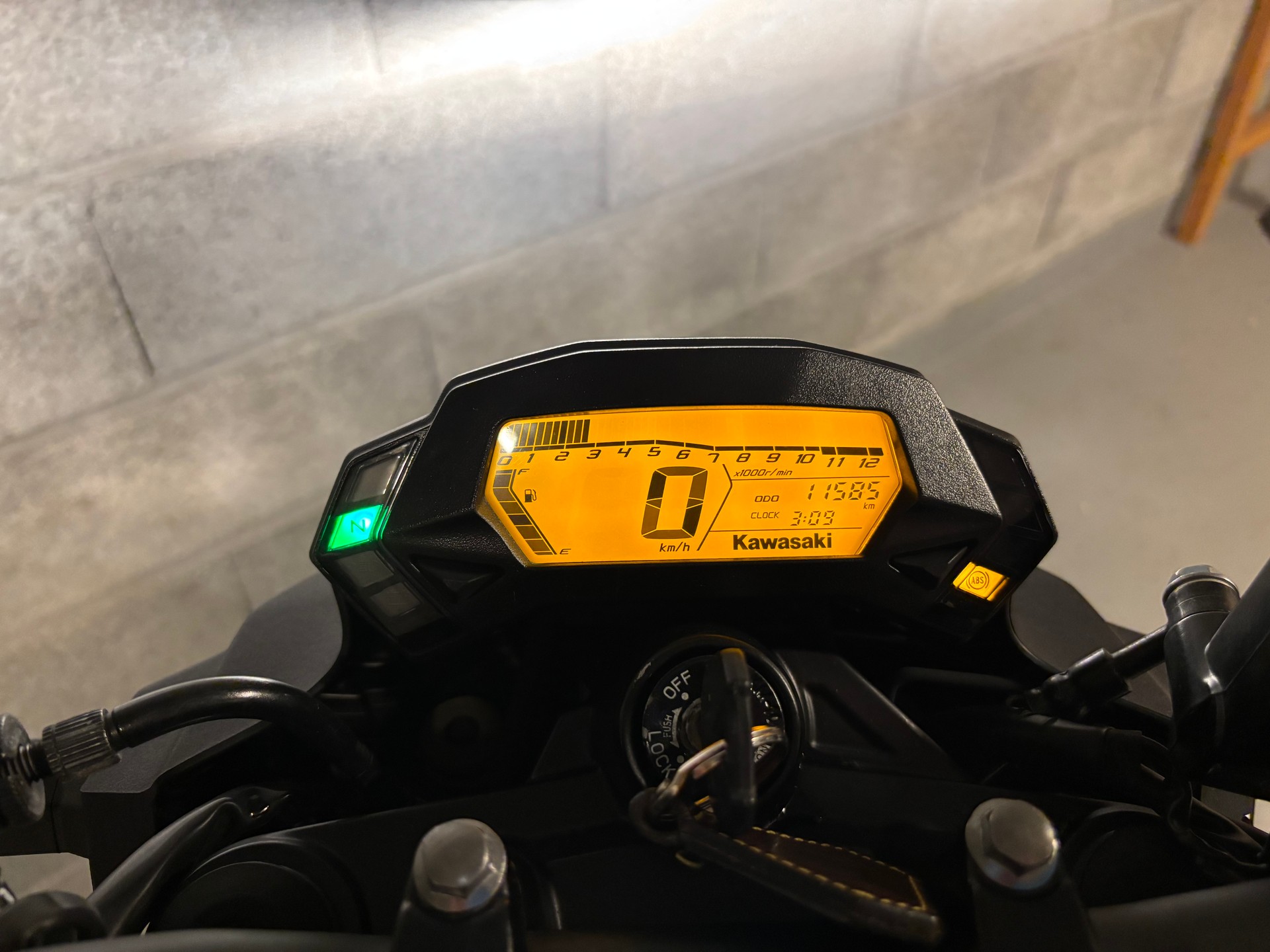 KAWASAKI Z 125-image-9