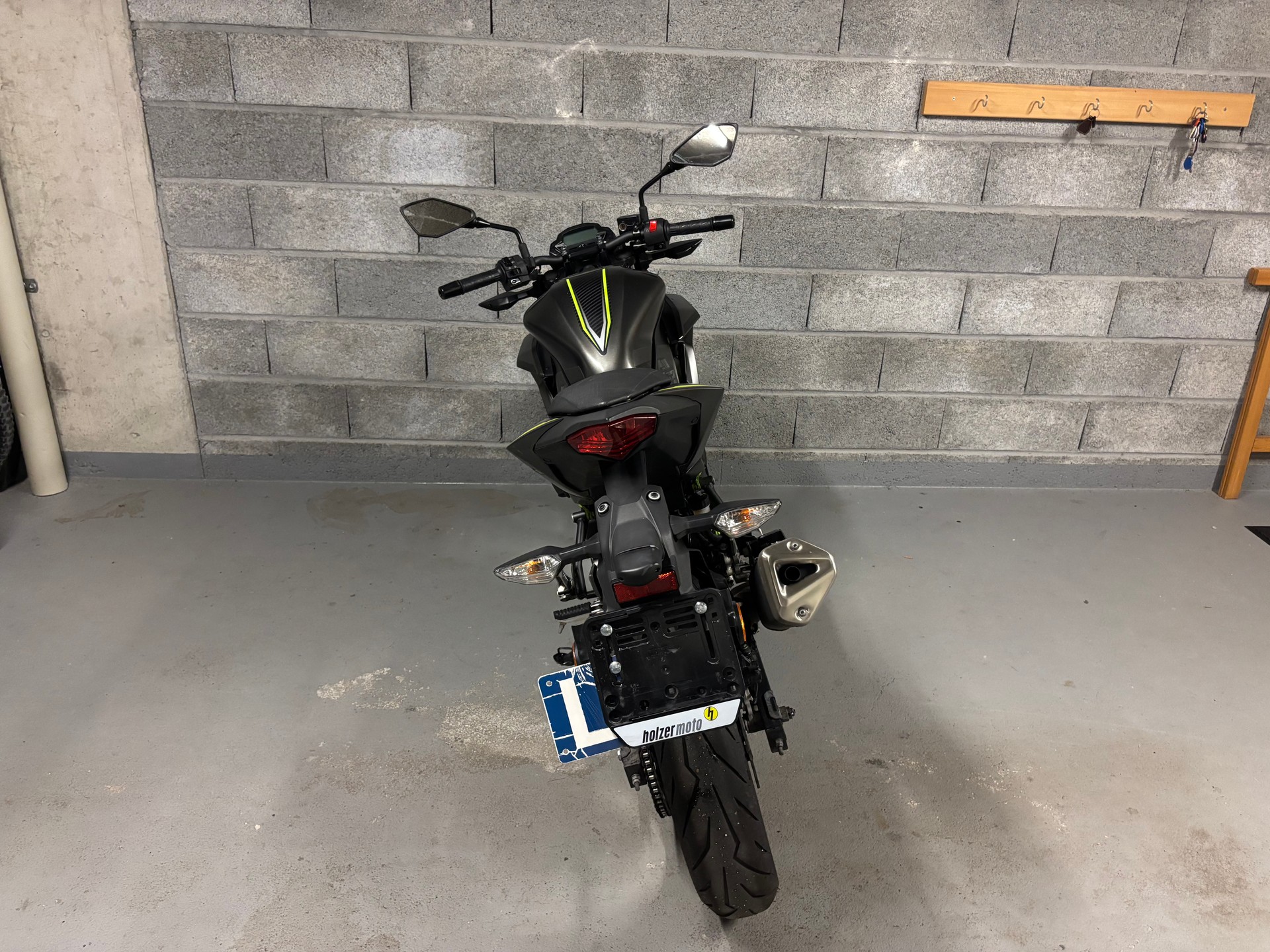 KAWASAKI Z 125-image-4