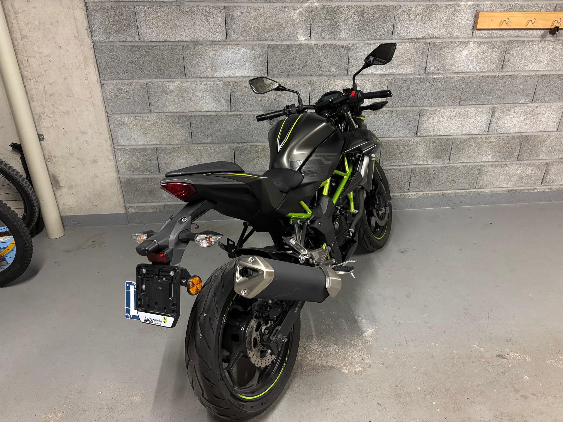 KAWASAKI Z 125-image-3
